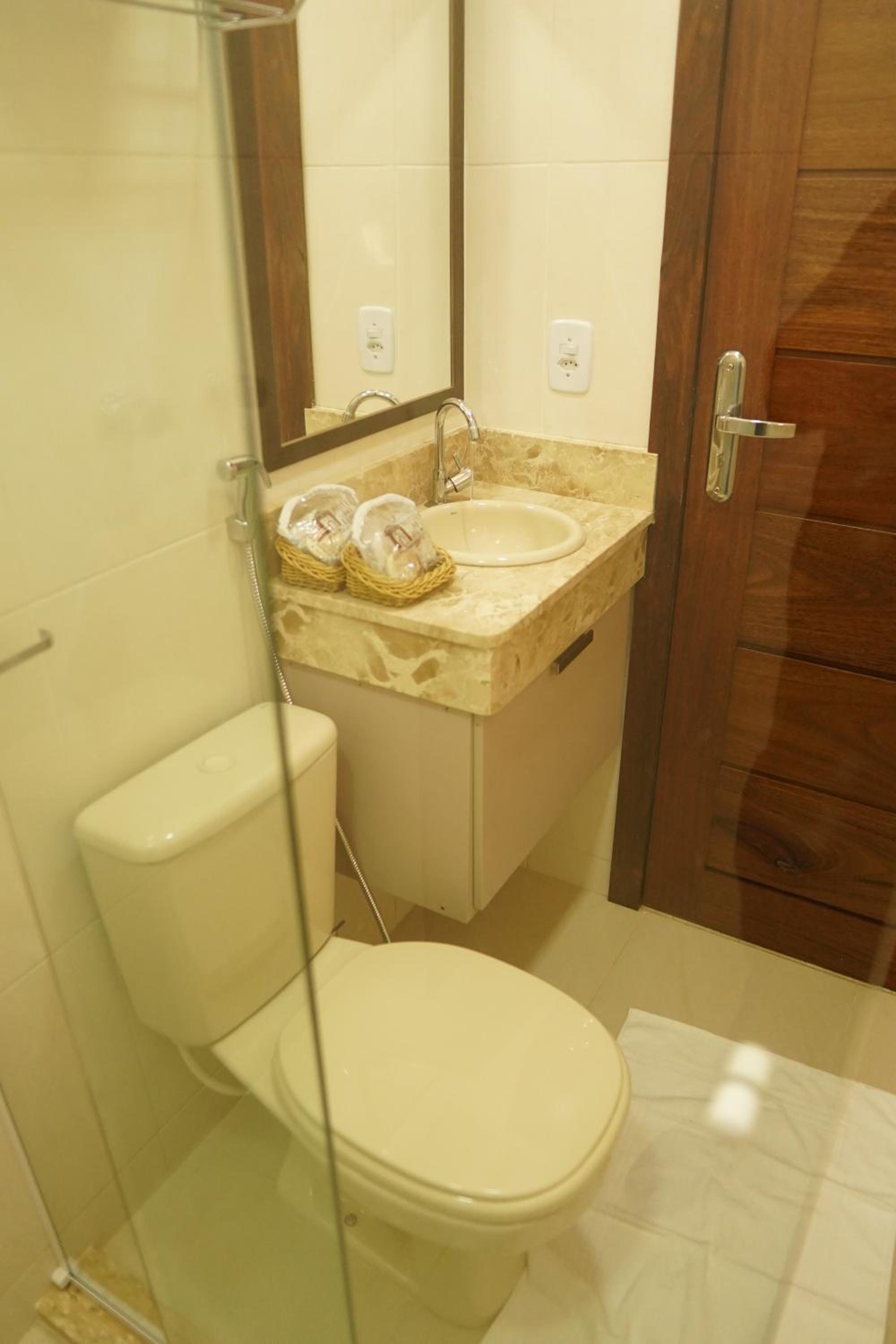 Standard Triple Room - Photo 4