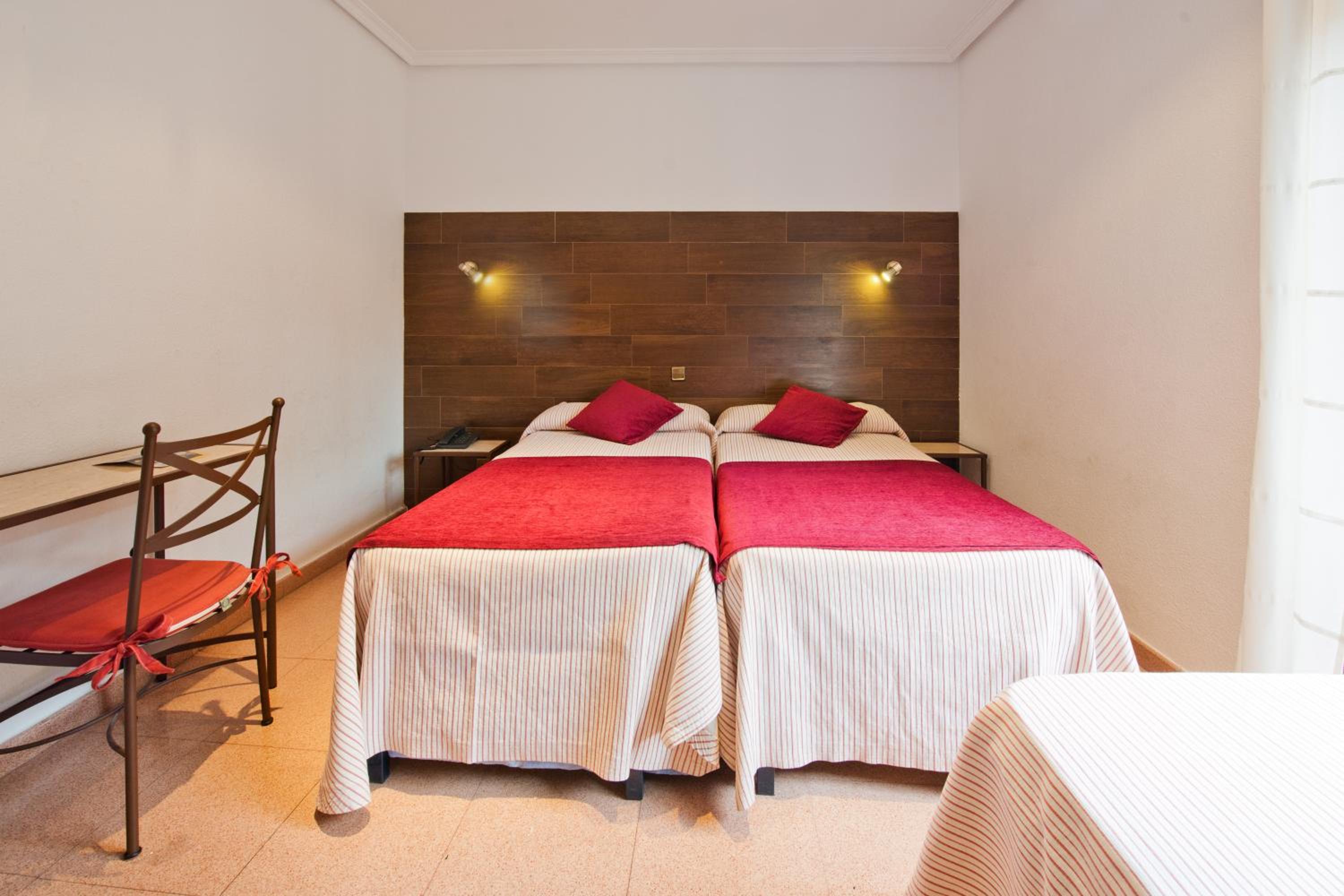 Triple Room - Photo 4