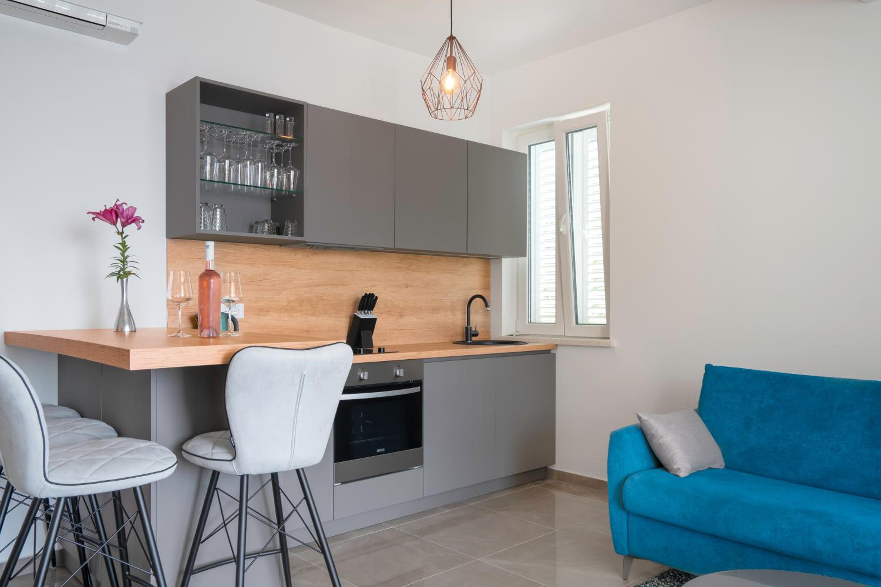 Apartment with Terrace photo 3