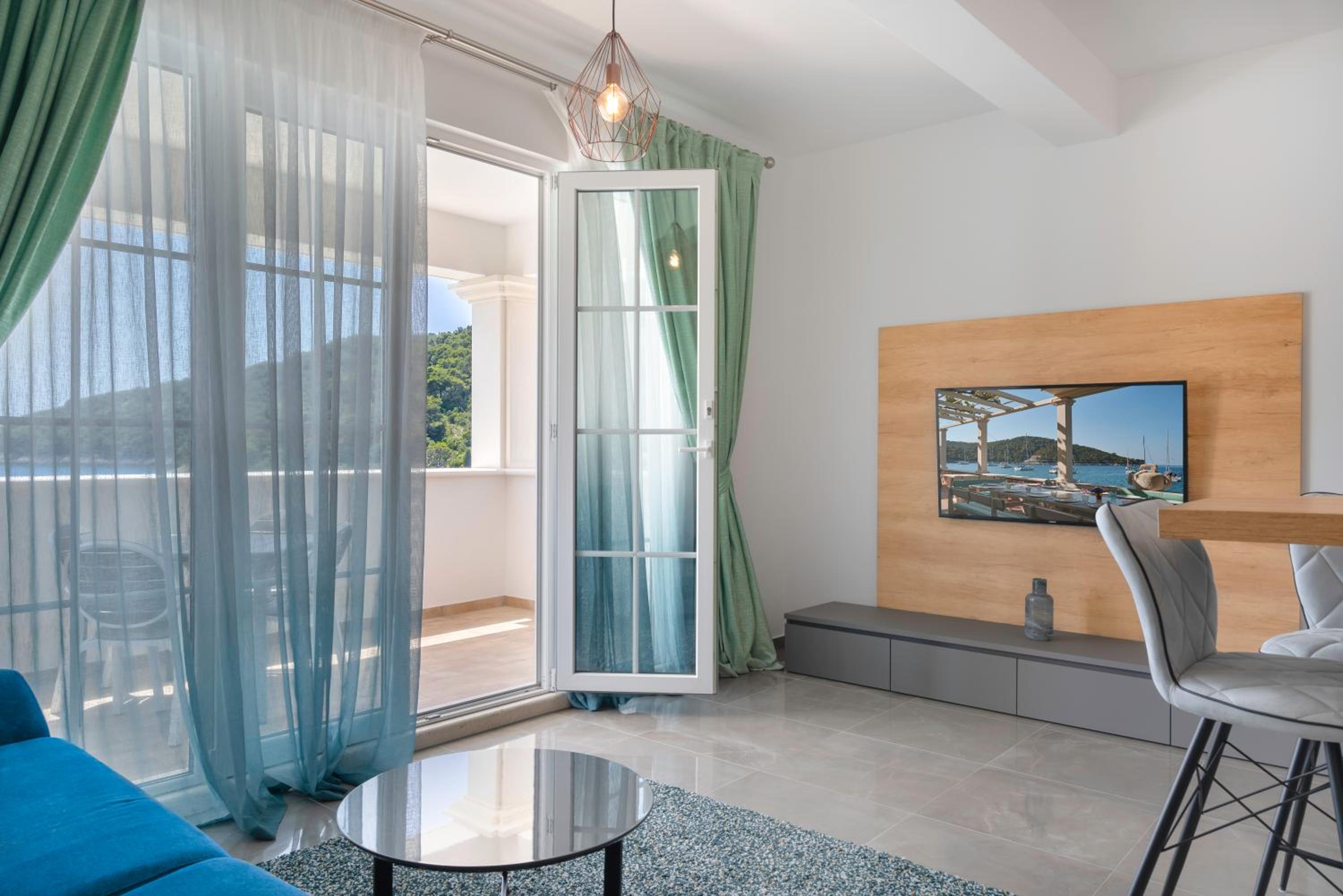 Apartment with Terrace photo 1