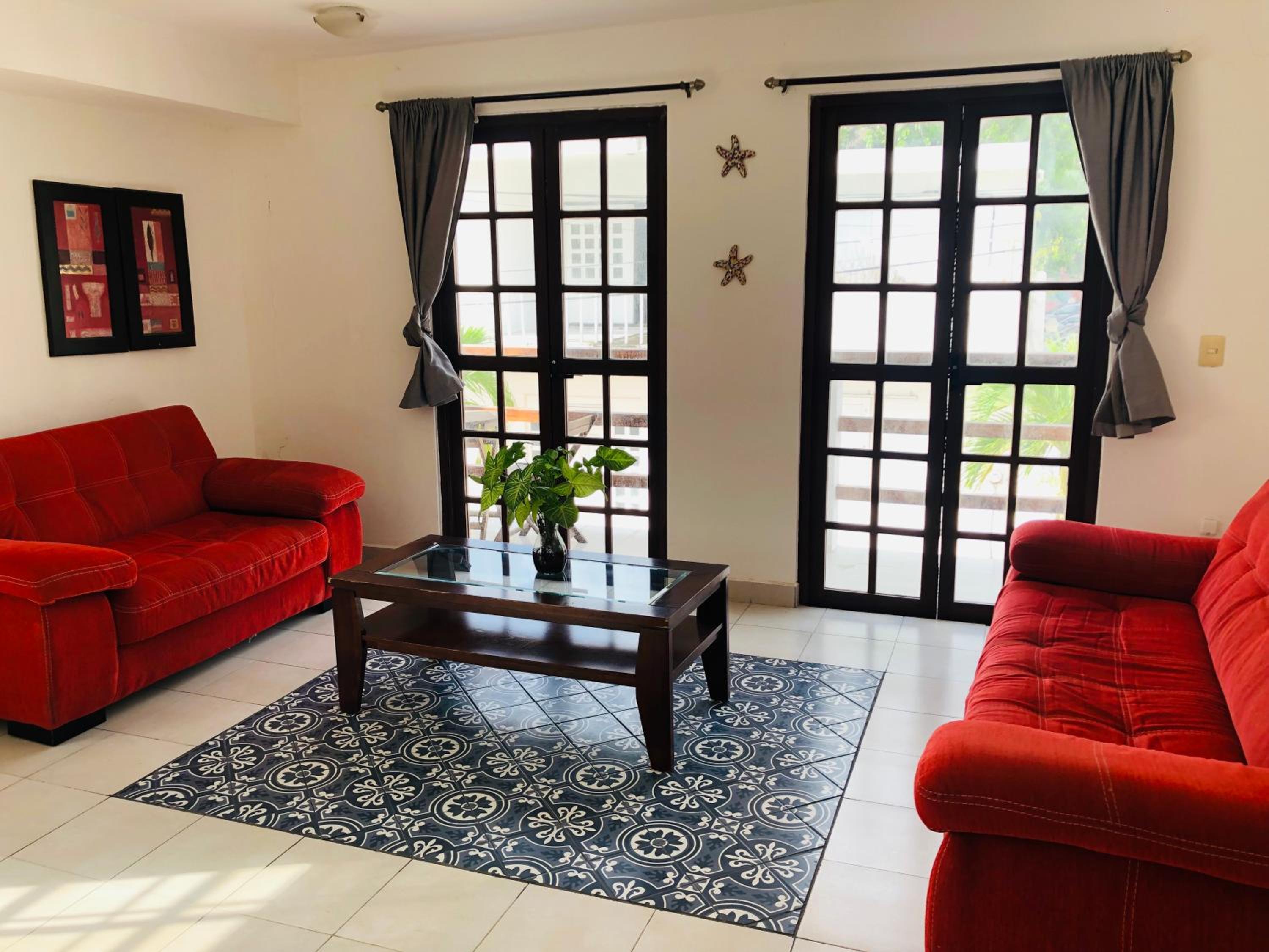 Suite with Balcony - Photo 8