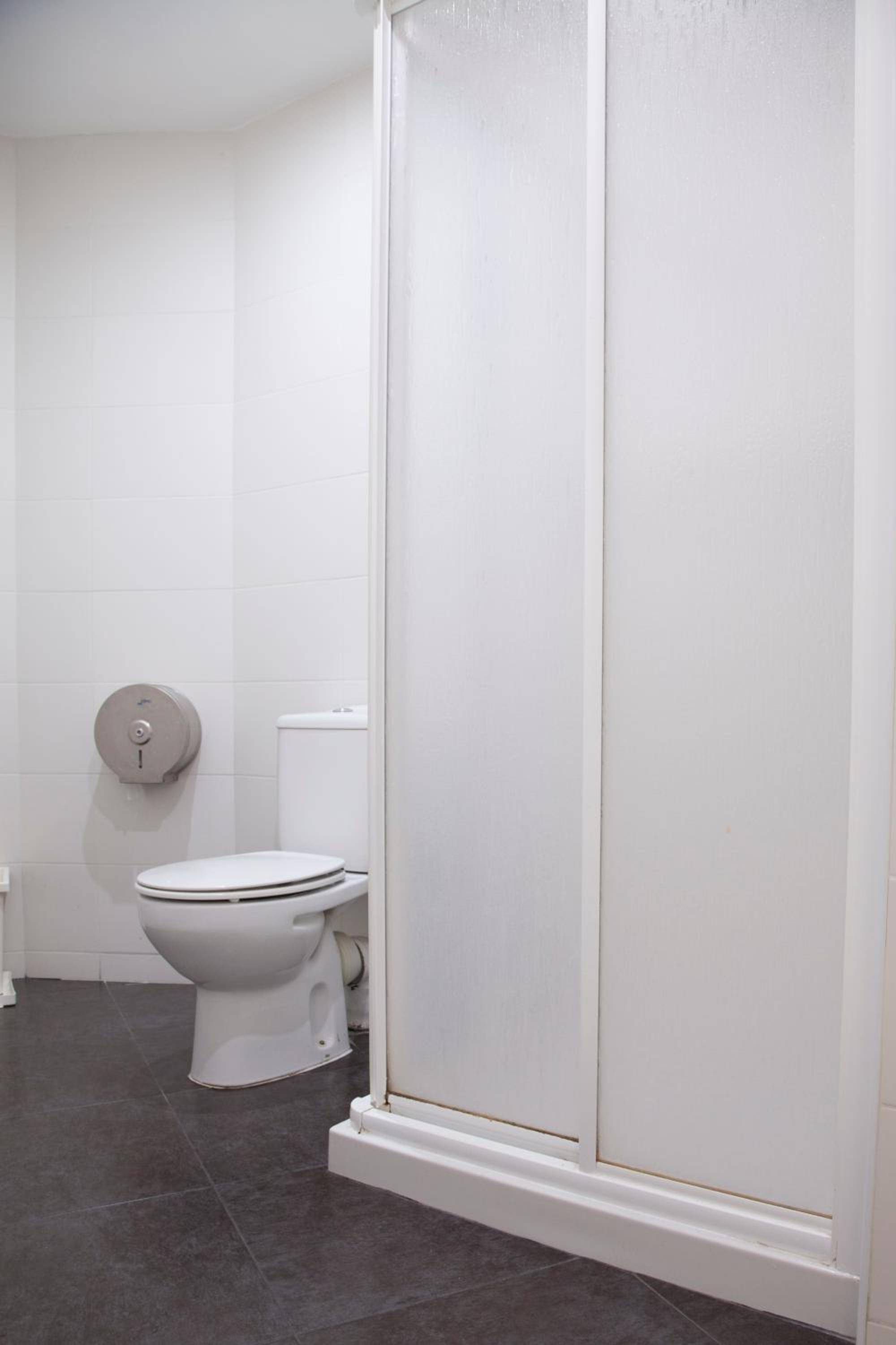 Double Room with Private Bathroom photo 3