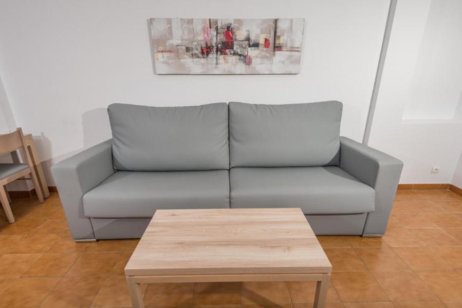 One-Bedroom Apartment (2-3 Adults) photo 2