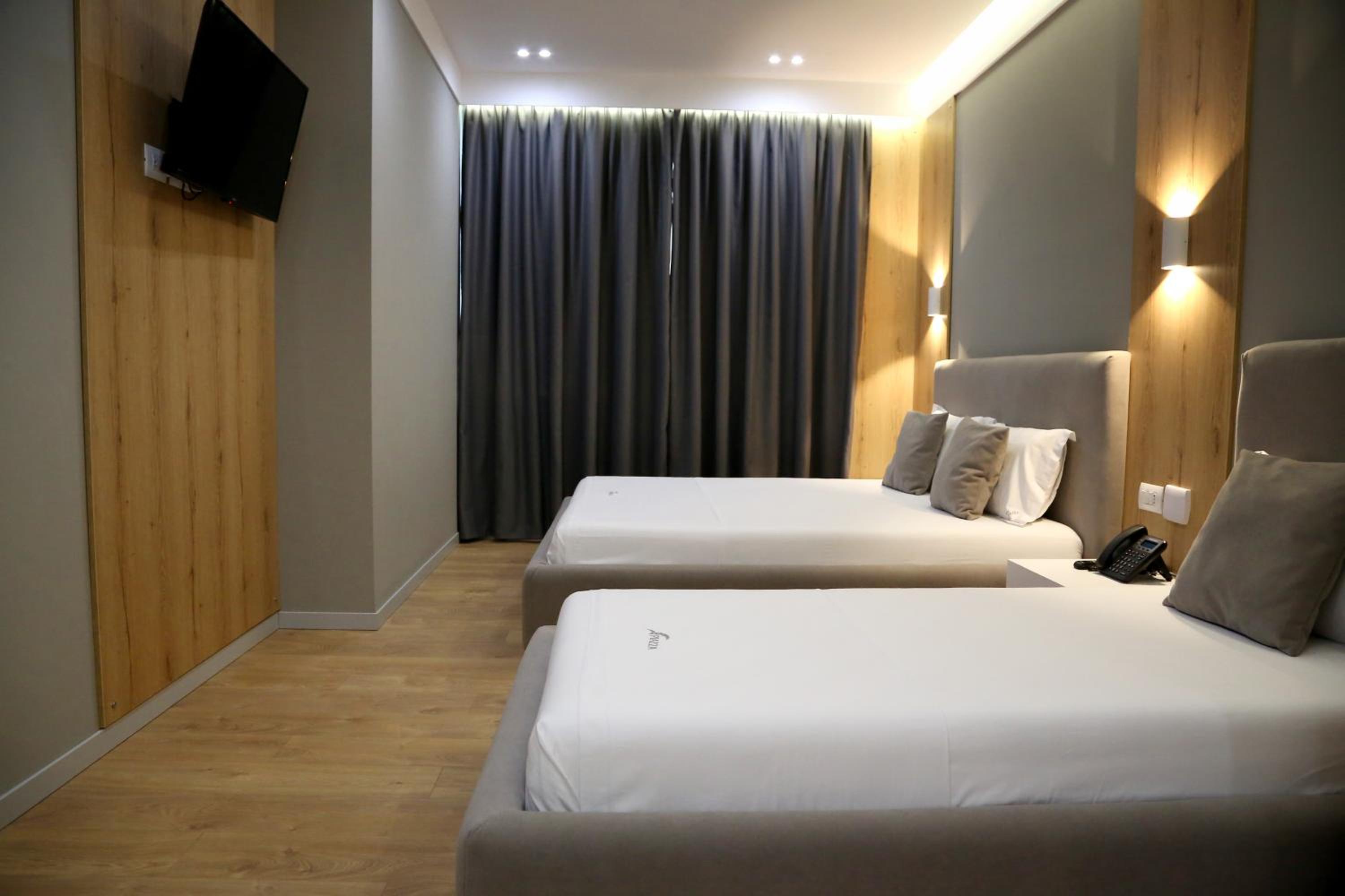 Deluxe Double Room with Bath
