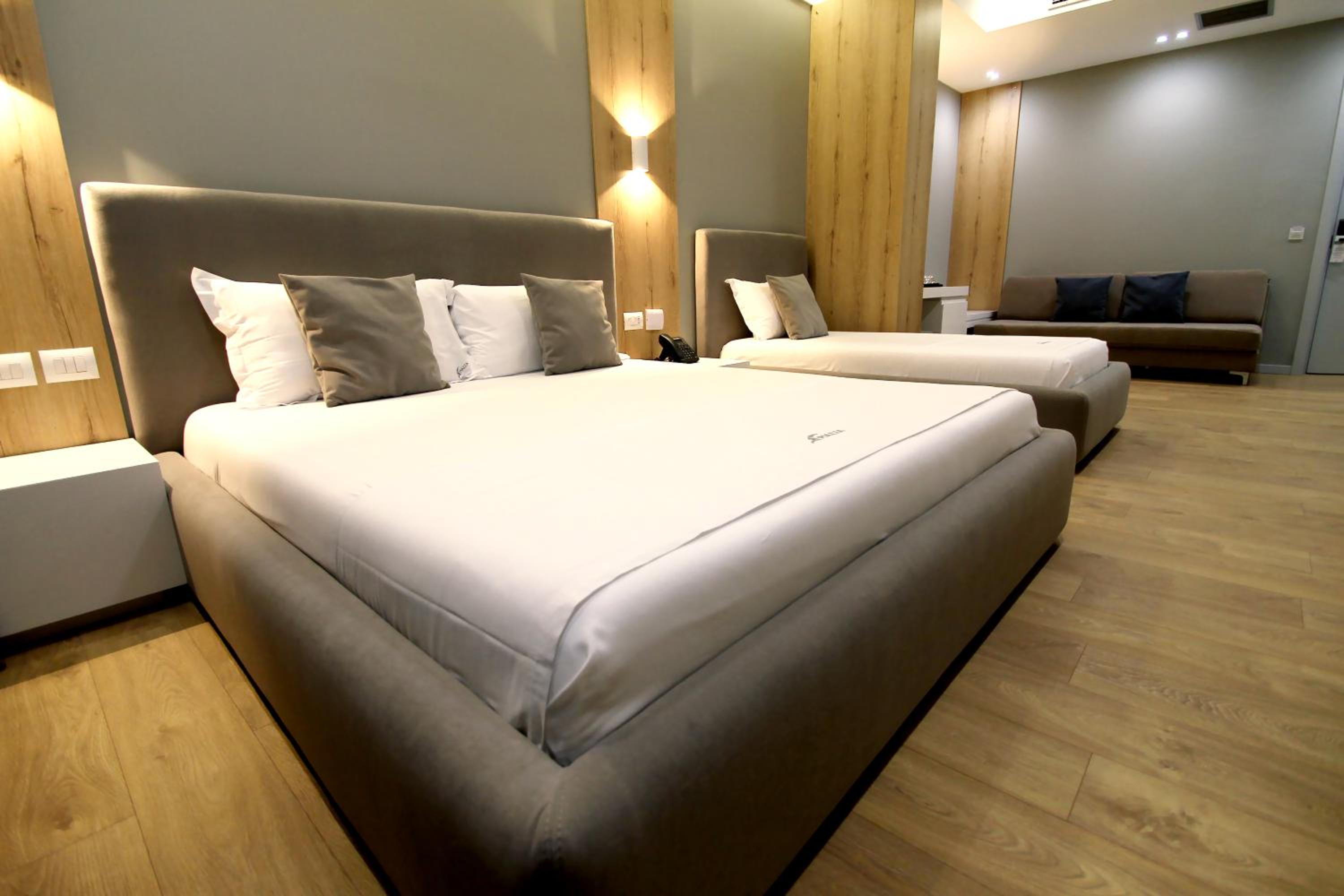 Deluxe Triple Room
