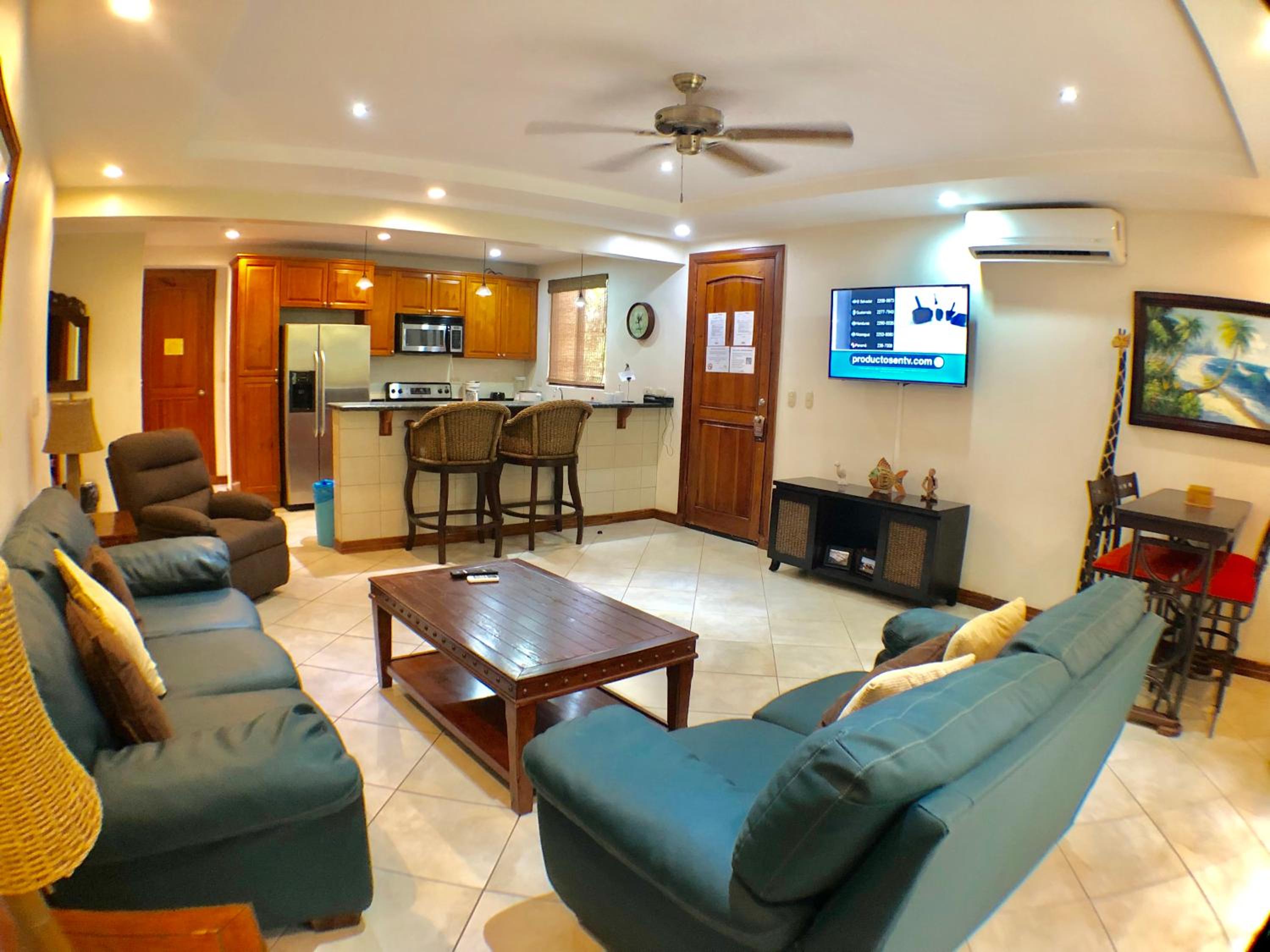 Apartment - Ground Floor - Photo 2