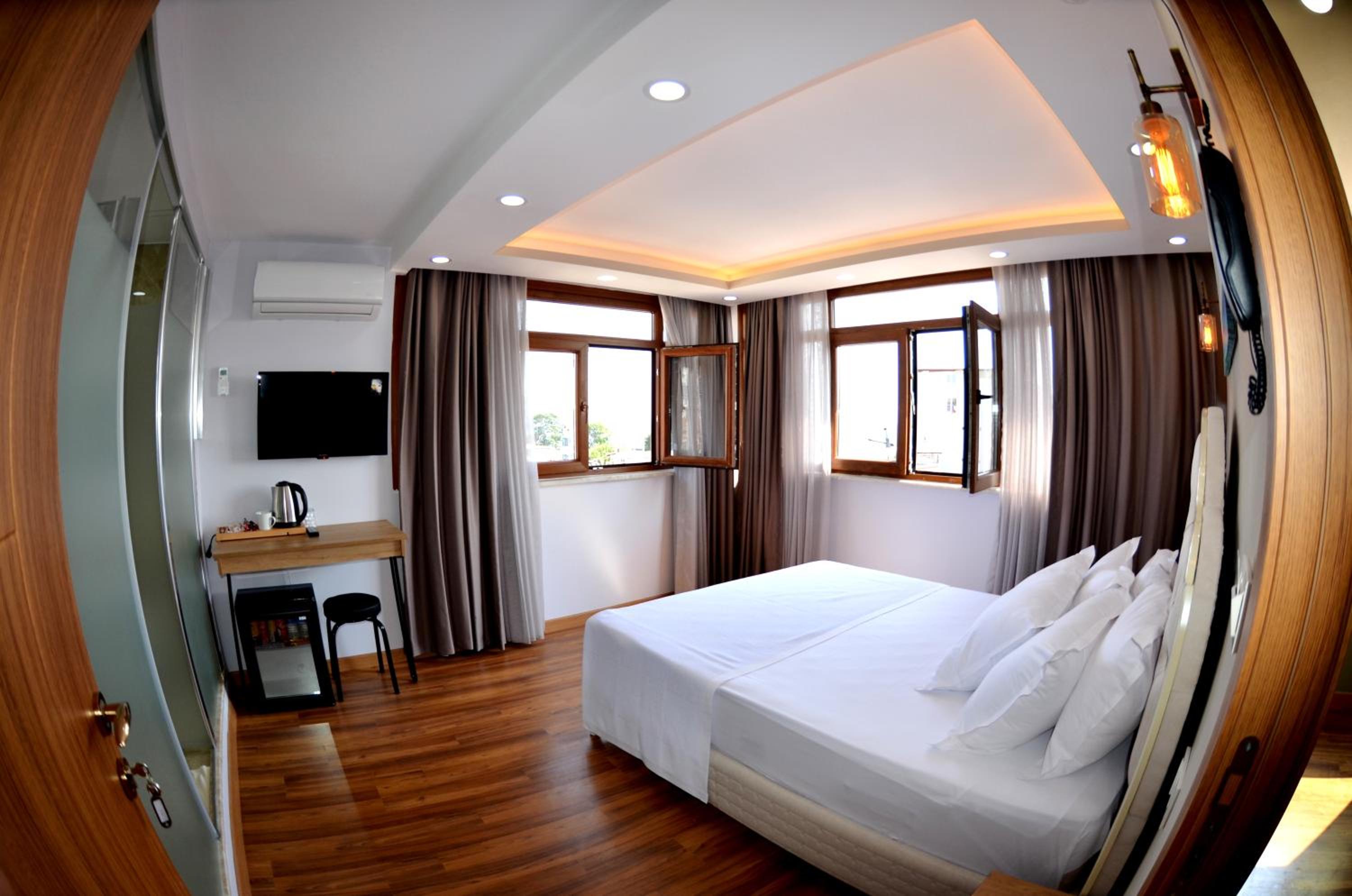 Double Room with Sea View photo 1