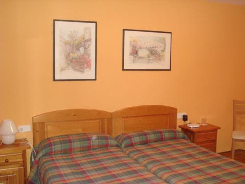 Double or Twin Room - Photo 4