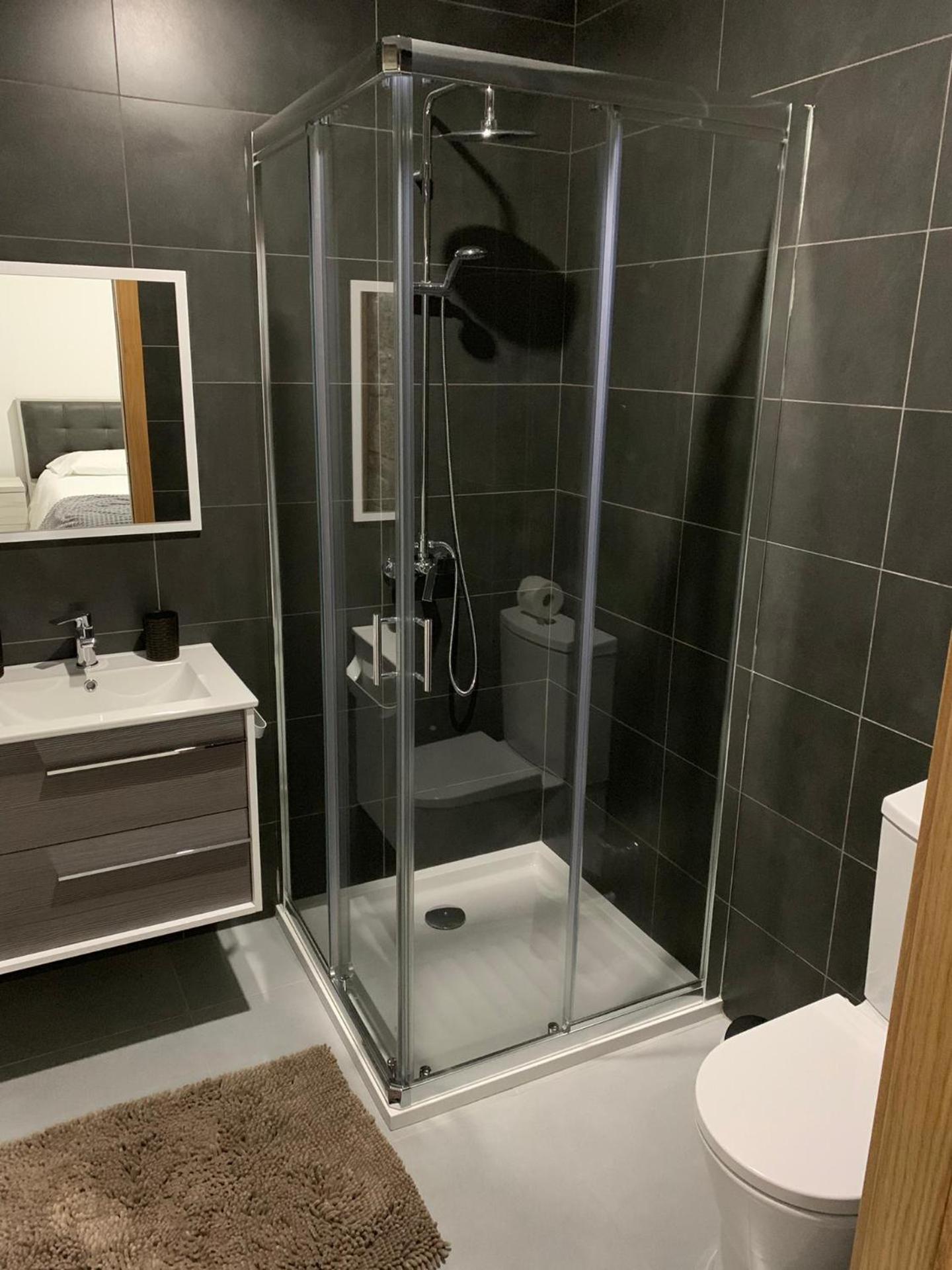 Double Room - Photo 8