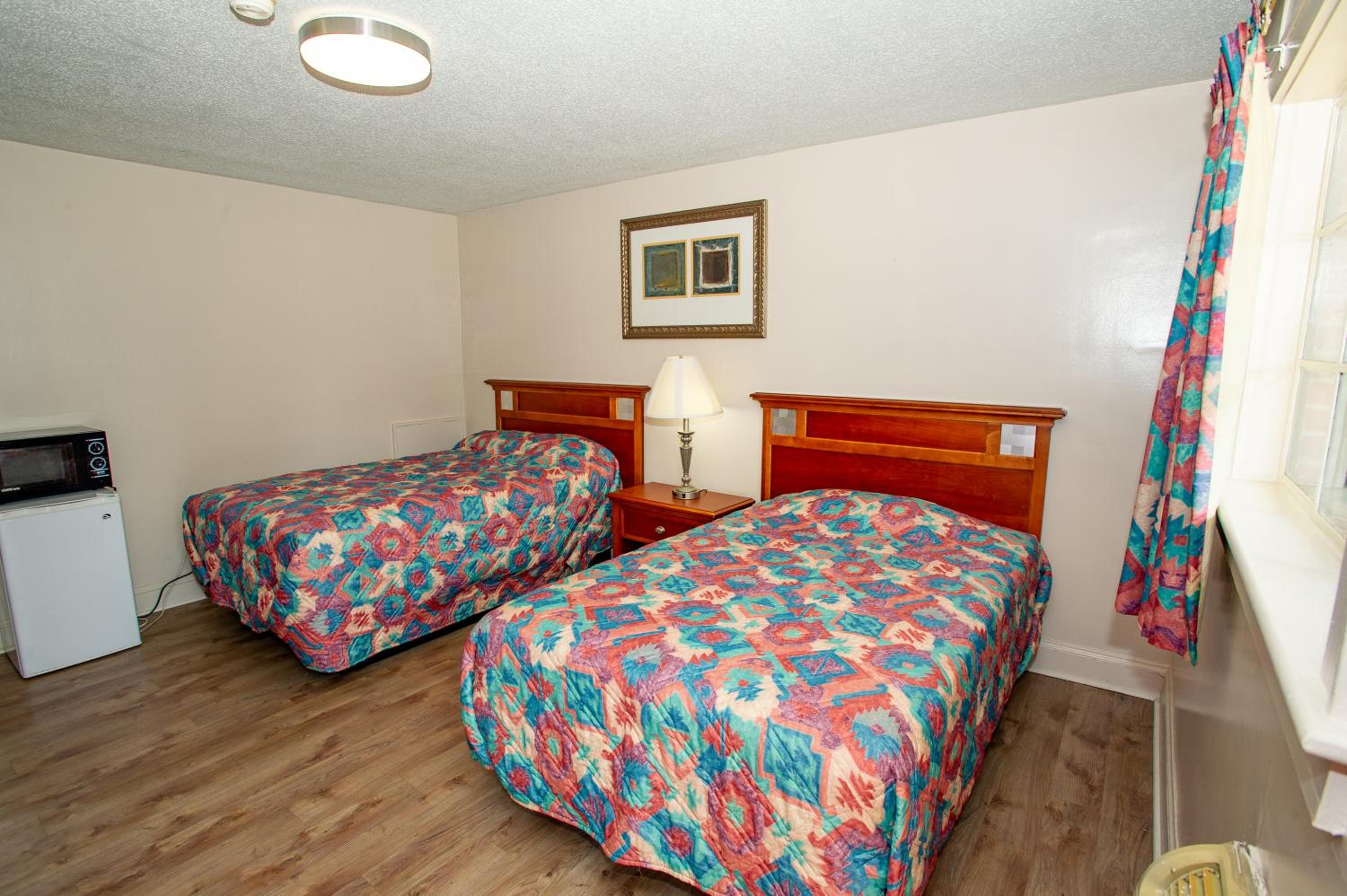 Standard Double Room - Smoking photo 3