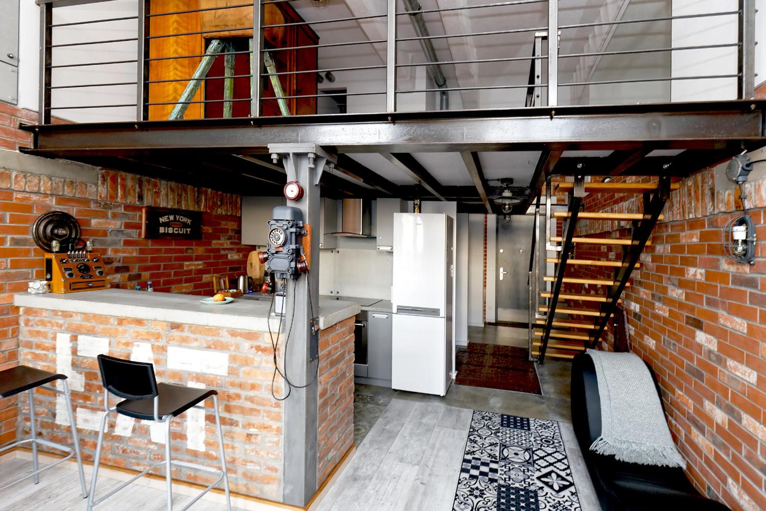 One-Bedroom Apartment - Photo 35