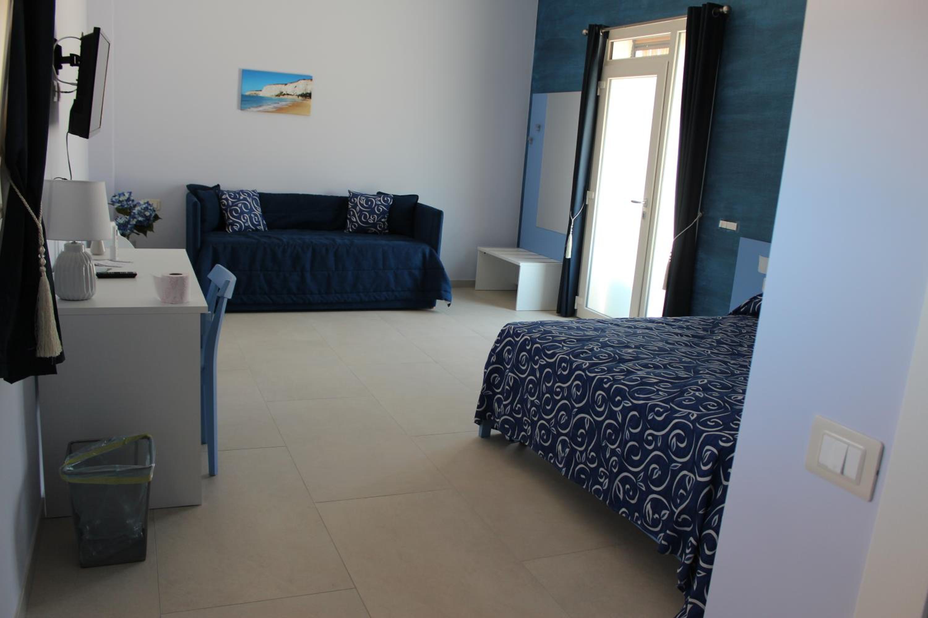 Quadruple Room with Sea View photo 3
