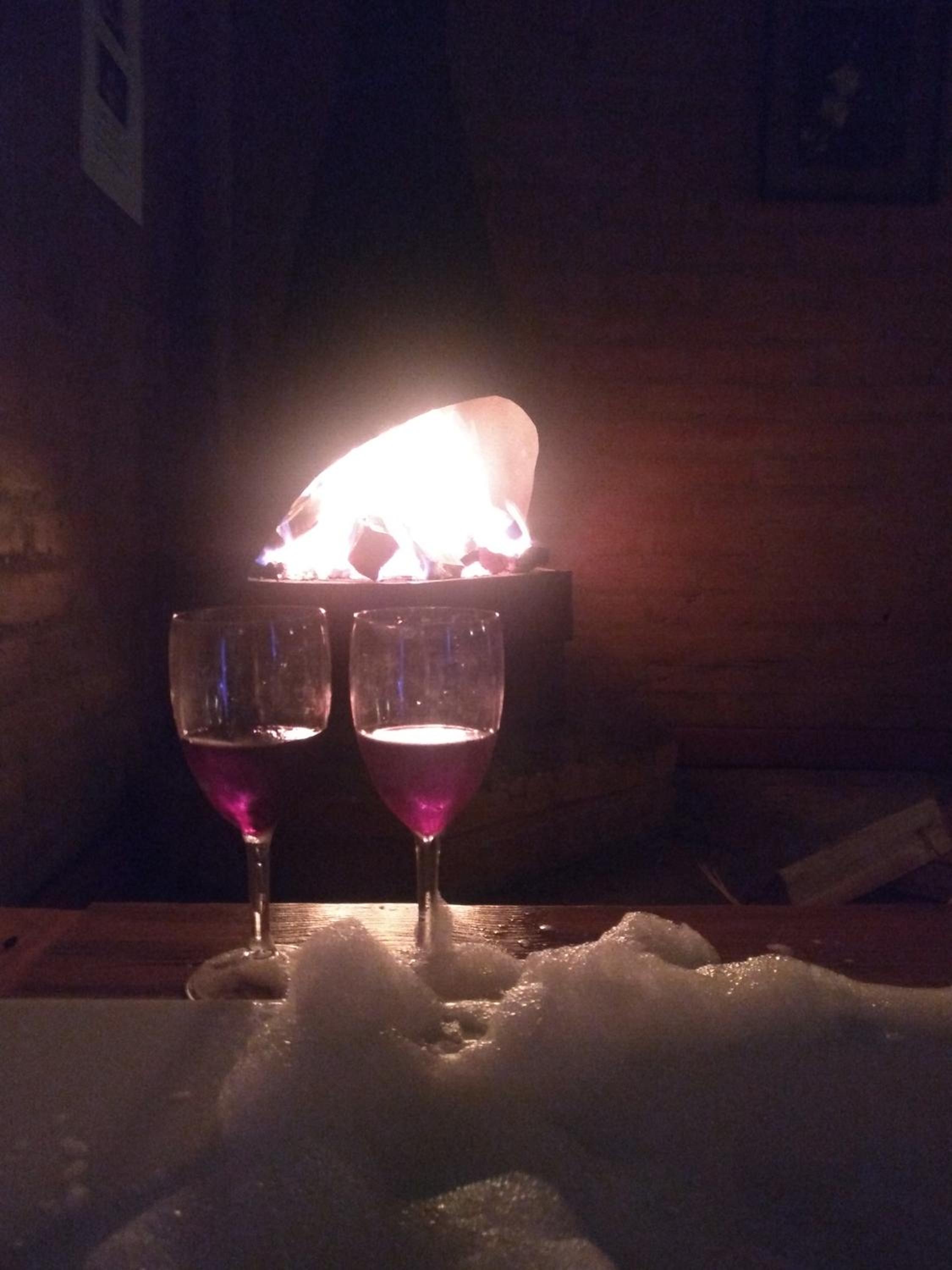 Deluxe Chalet with Hot Tube 4 photo 2