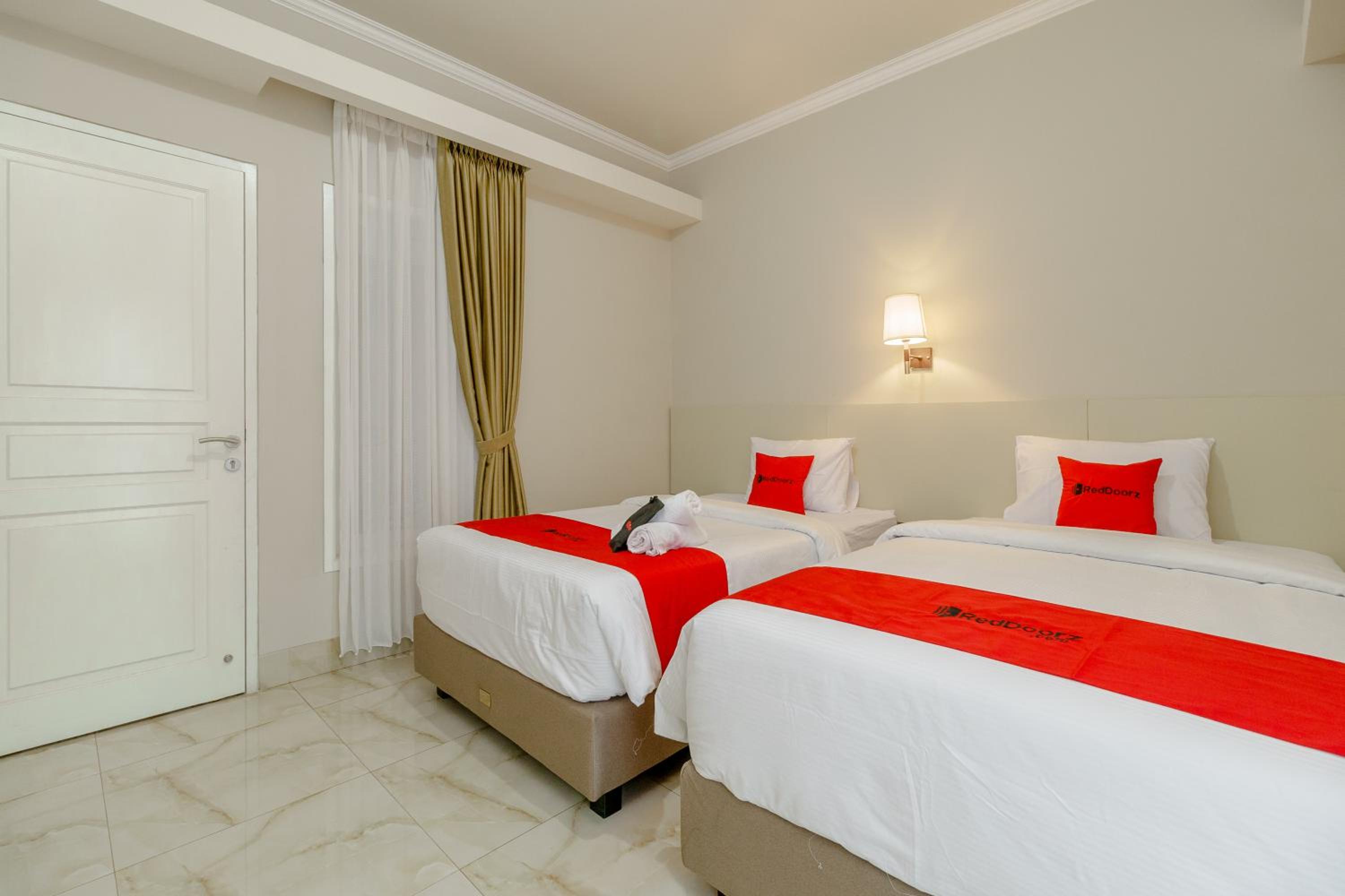 Twin Room - Photo 1