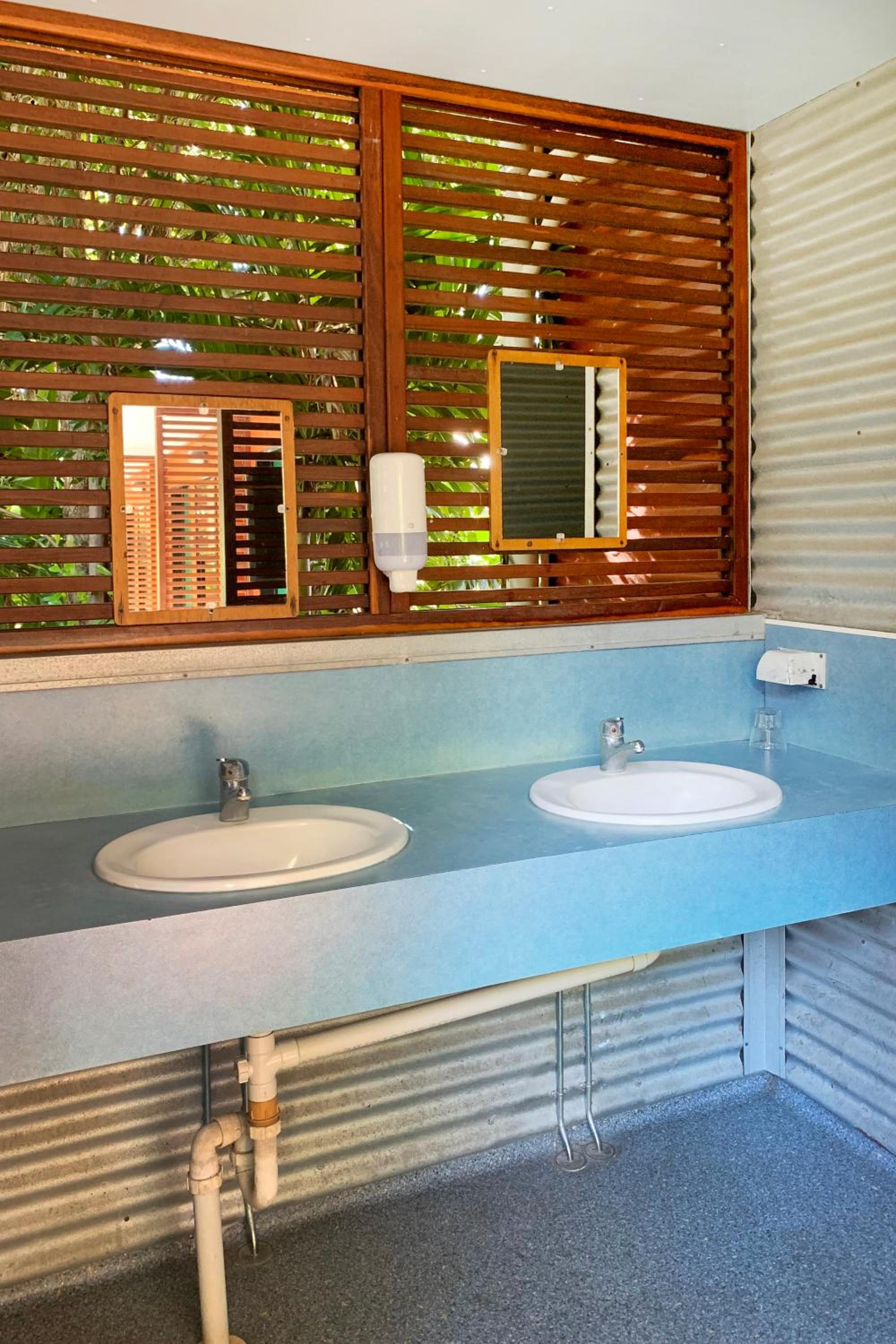 Double Room with Shared Bathroom - Adults Only  photo 2