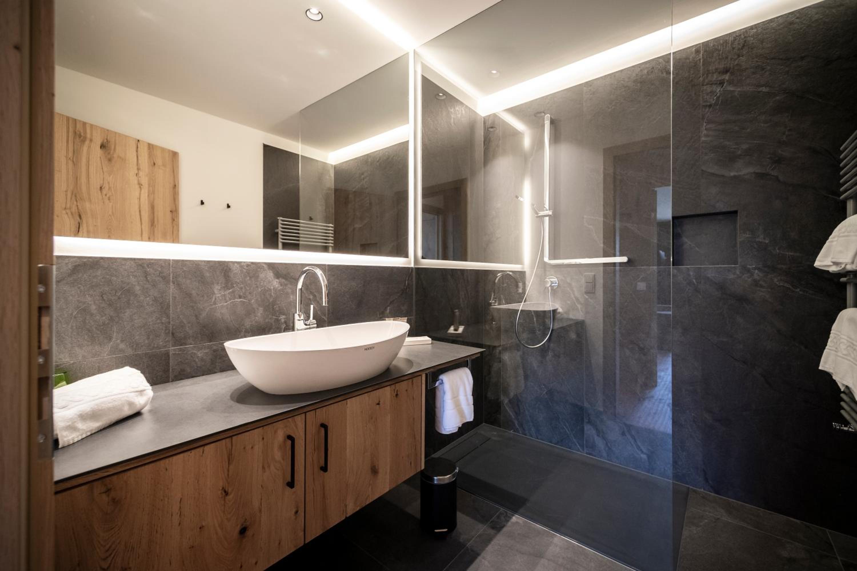 Family Suite - Photo 4