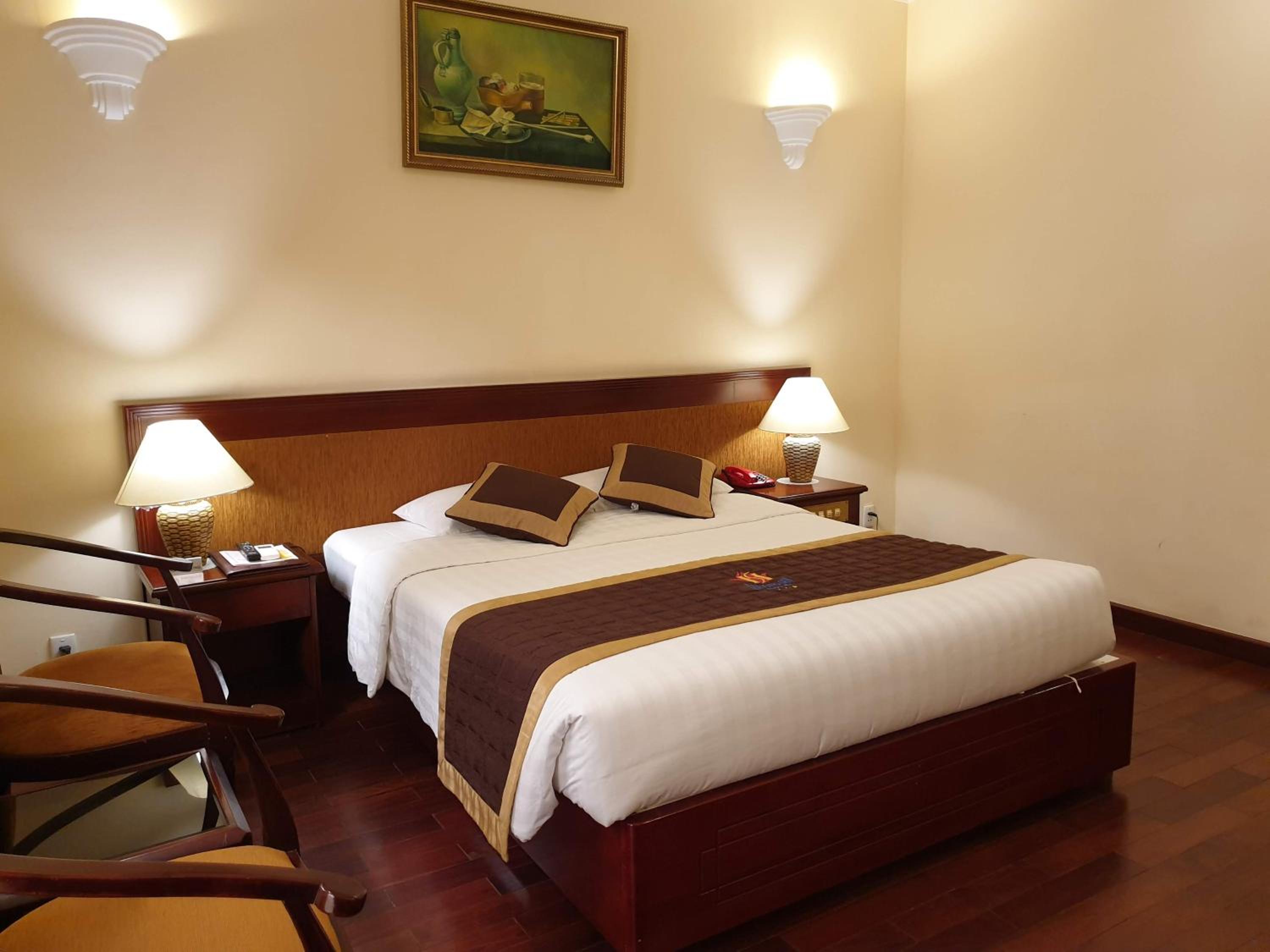 Premium Deluxe Double or Twin Room photo 2