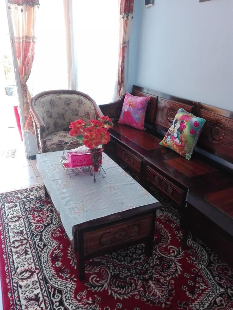 Two-Bedroom House - Photo 7