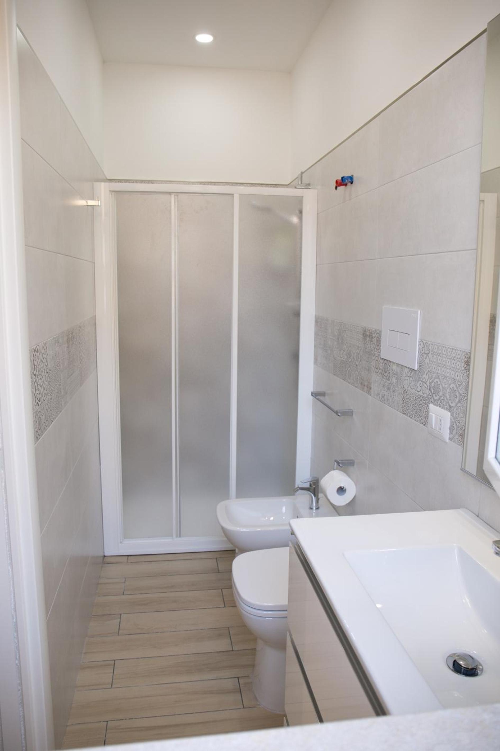 Double Room with Private Bathroom photo 2