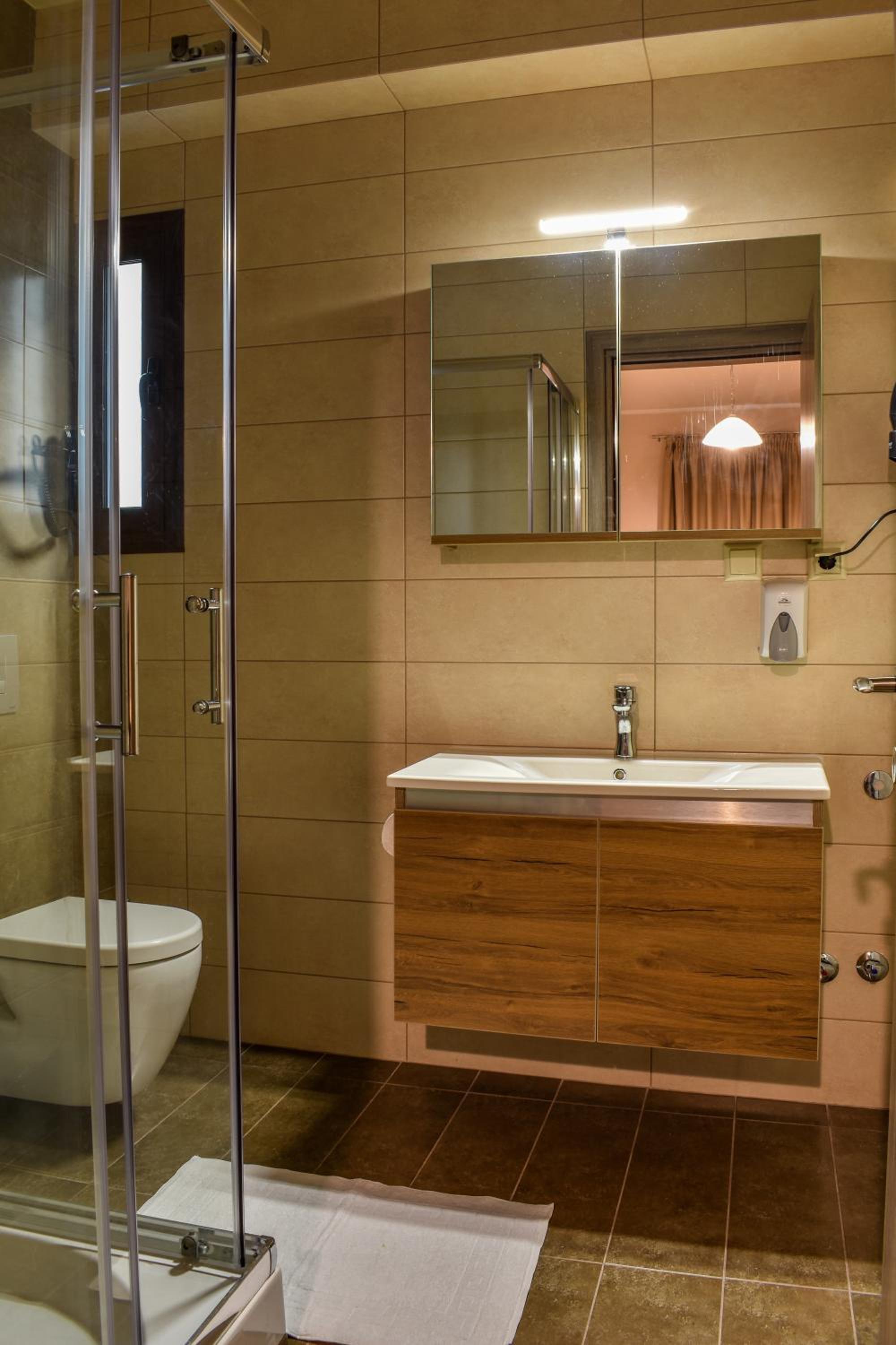 Deluxe Double Room with Balcony - Photo 2