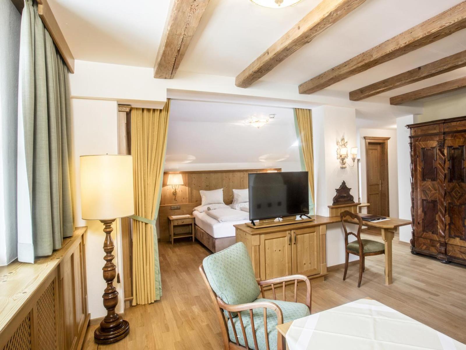 Junior Suite - Photo 1