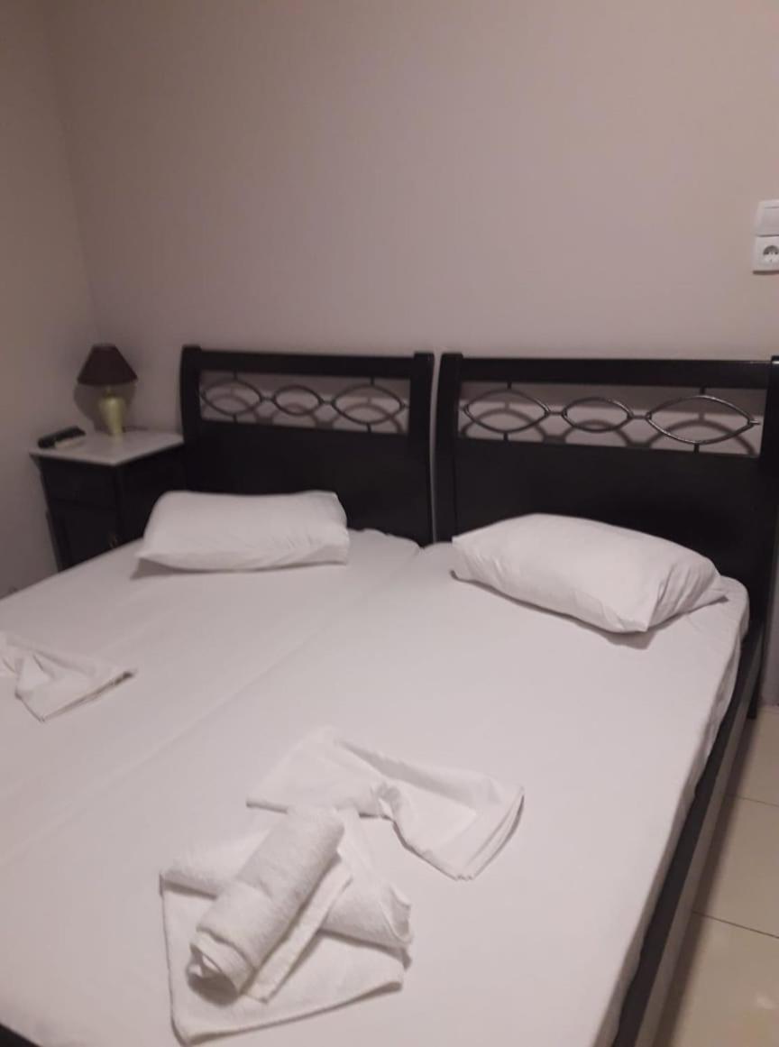 Standard Double or Twin Room with Garden View - Photo 2