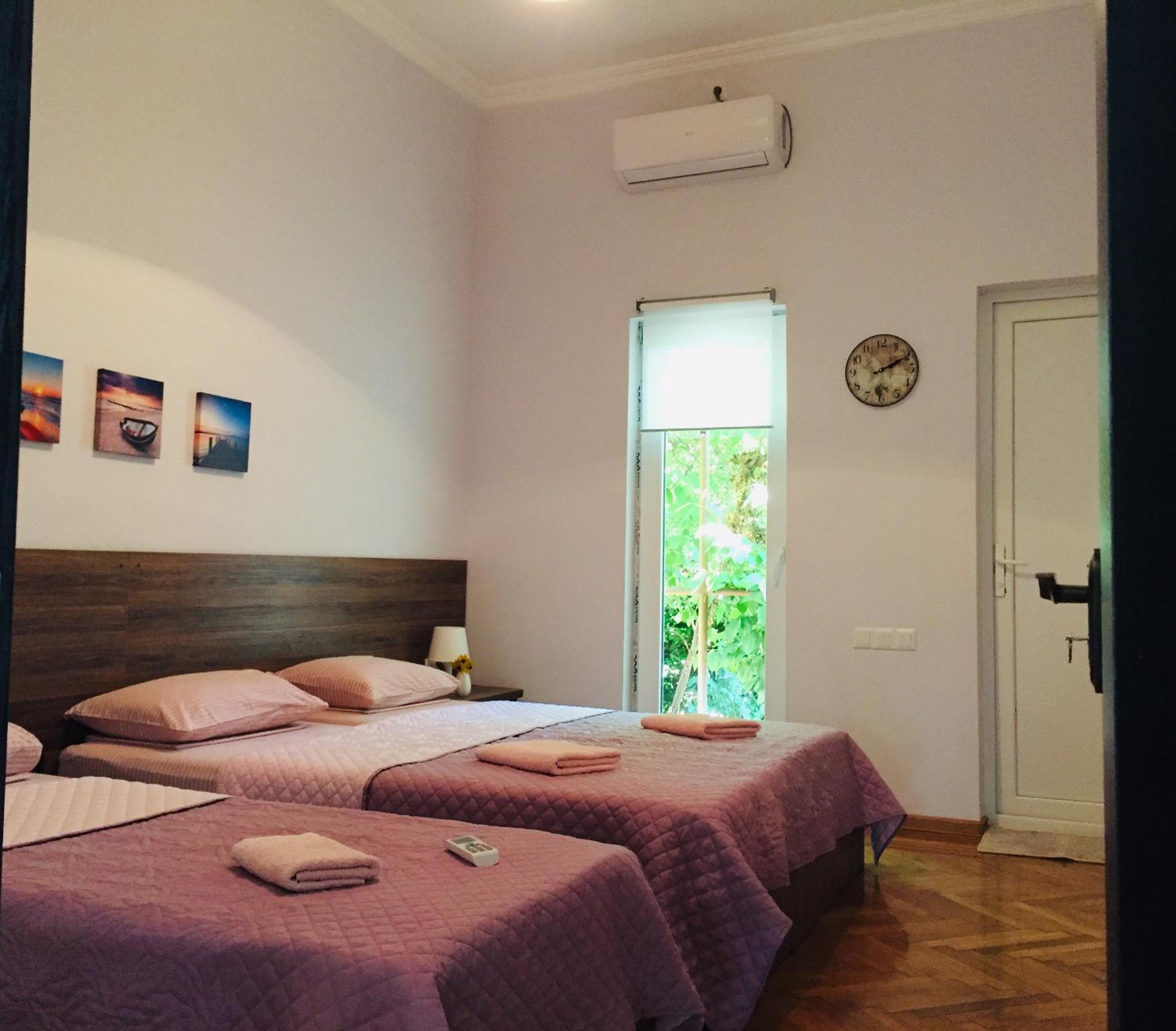 Triple Room with Private Bathroom photo 1