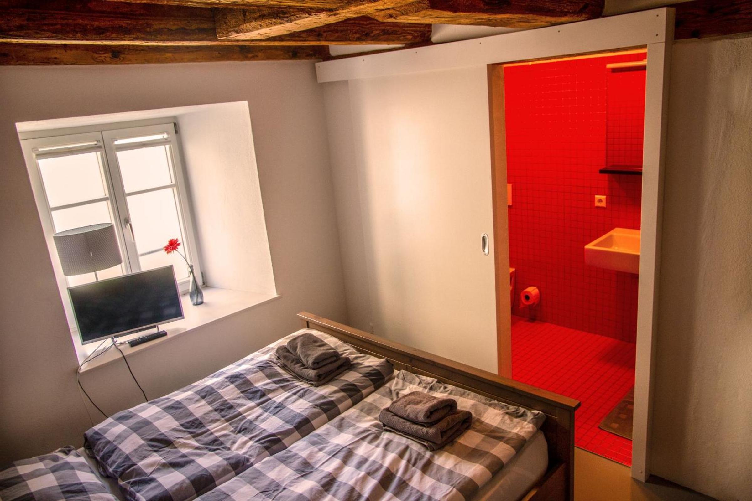 Standard Queen Room photo 2