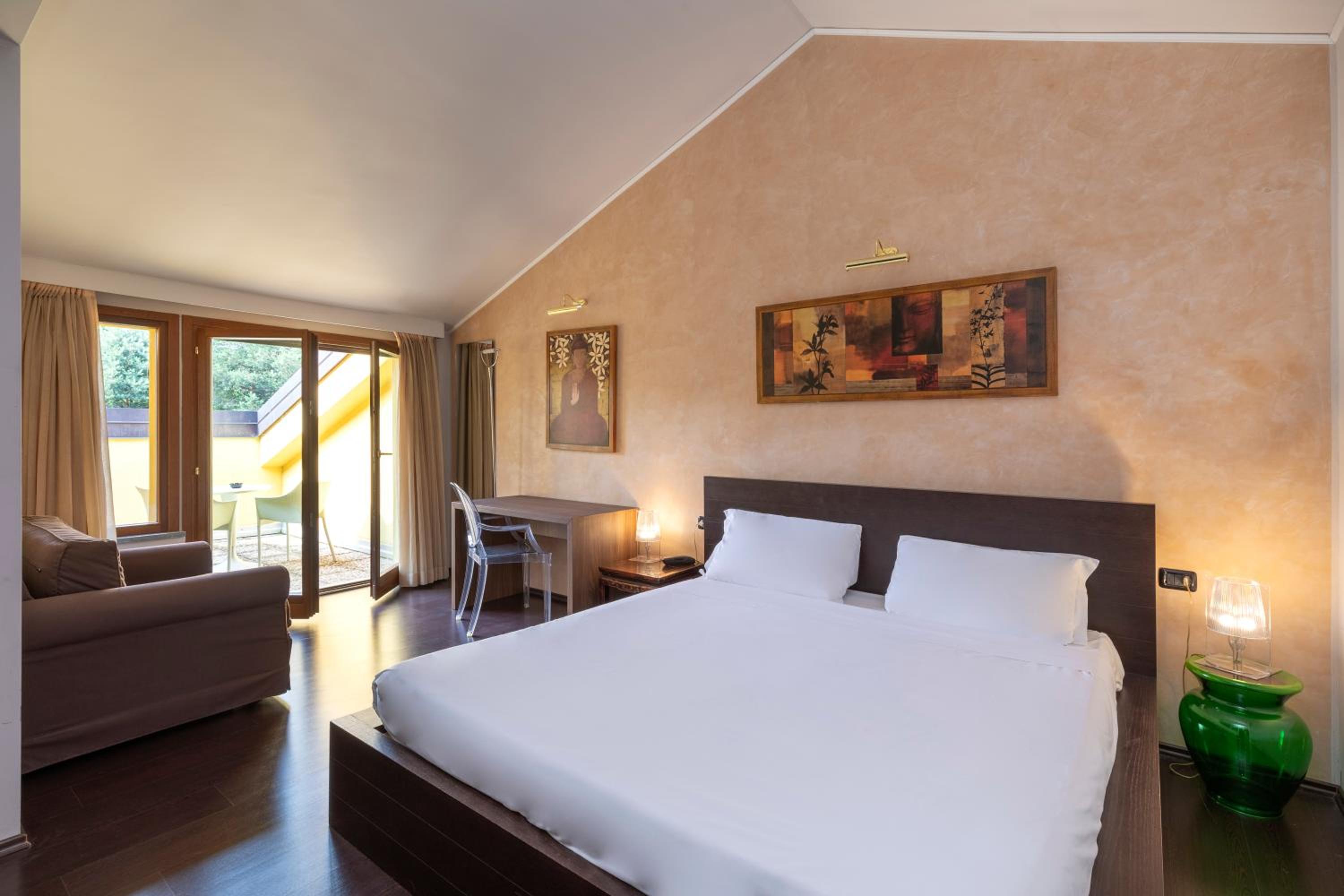 Junior Suite - Photo 2