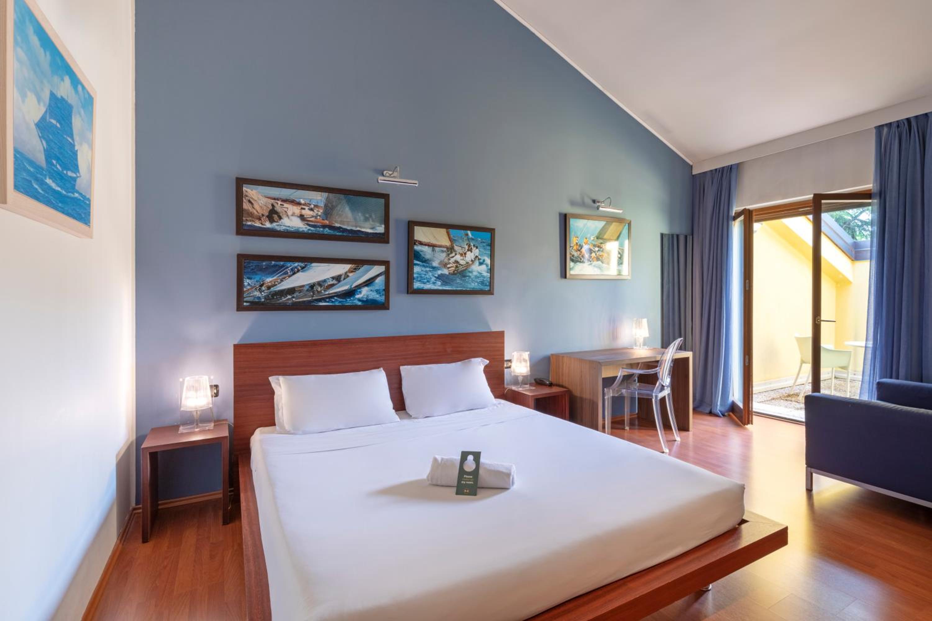 Junior Suite - Photo 1
