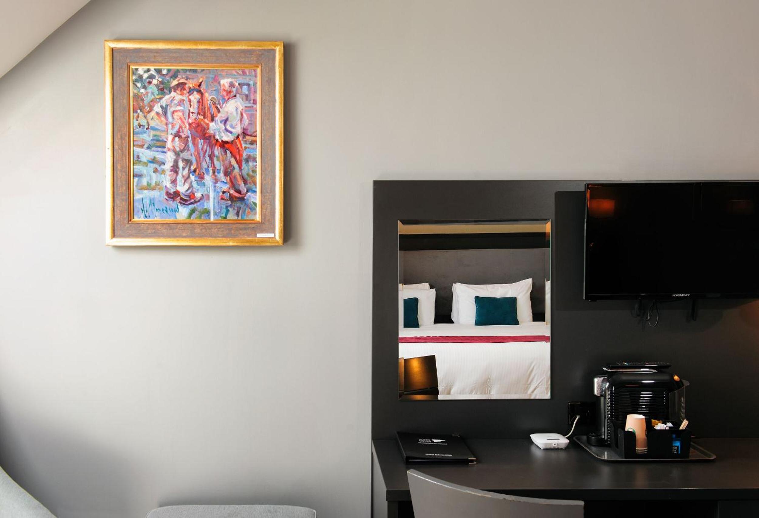 Superior King Room photo 2
