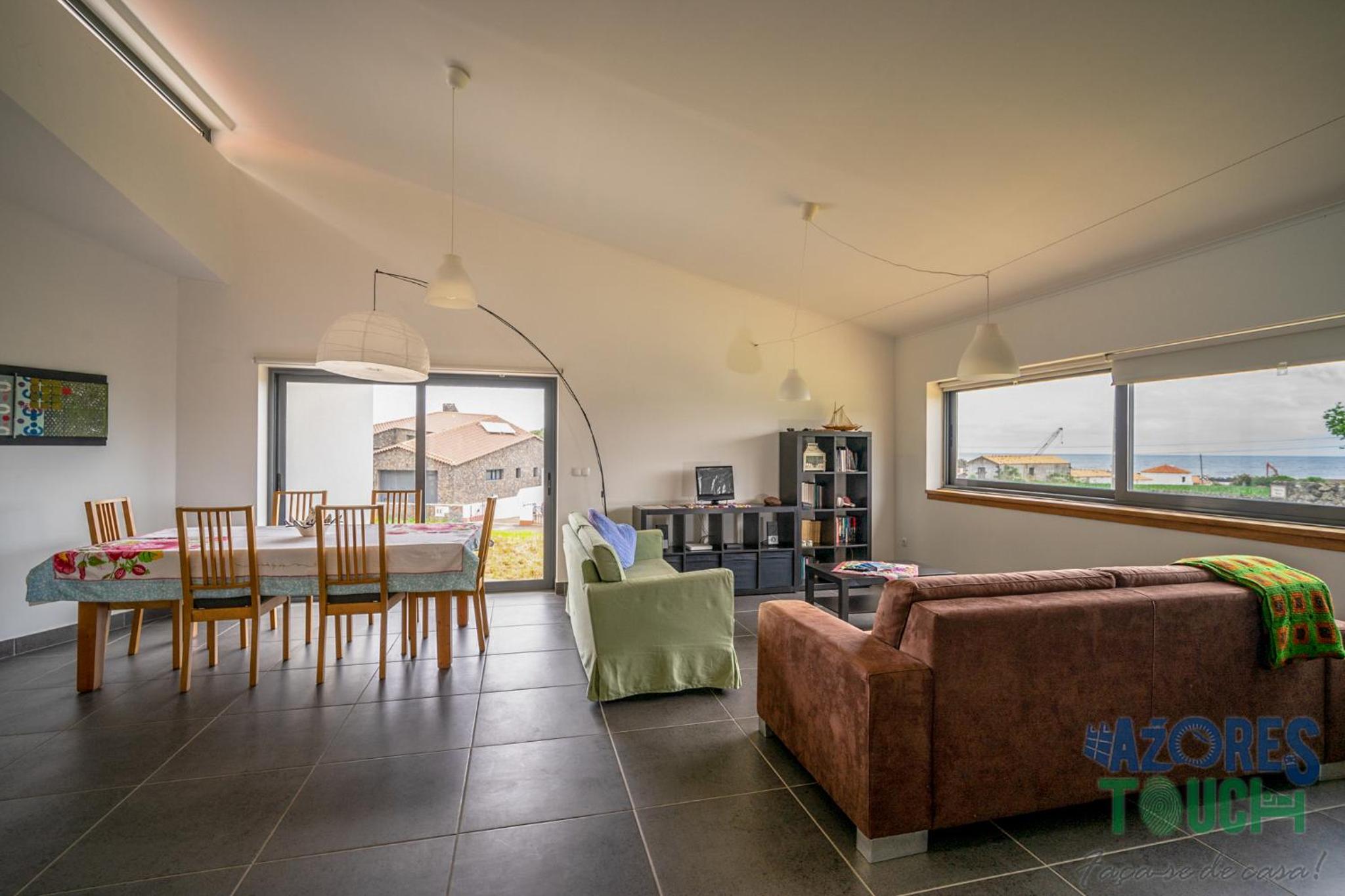 Three-Bedroom House photo 3