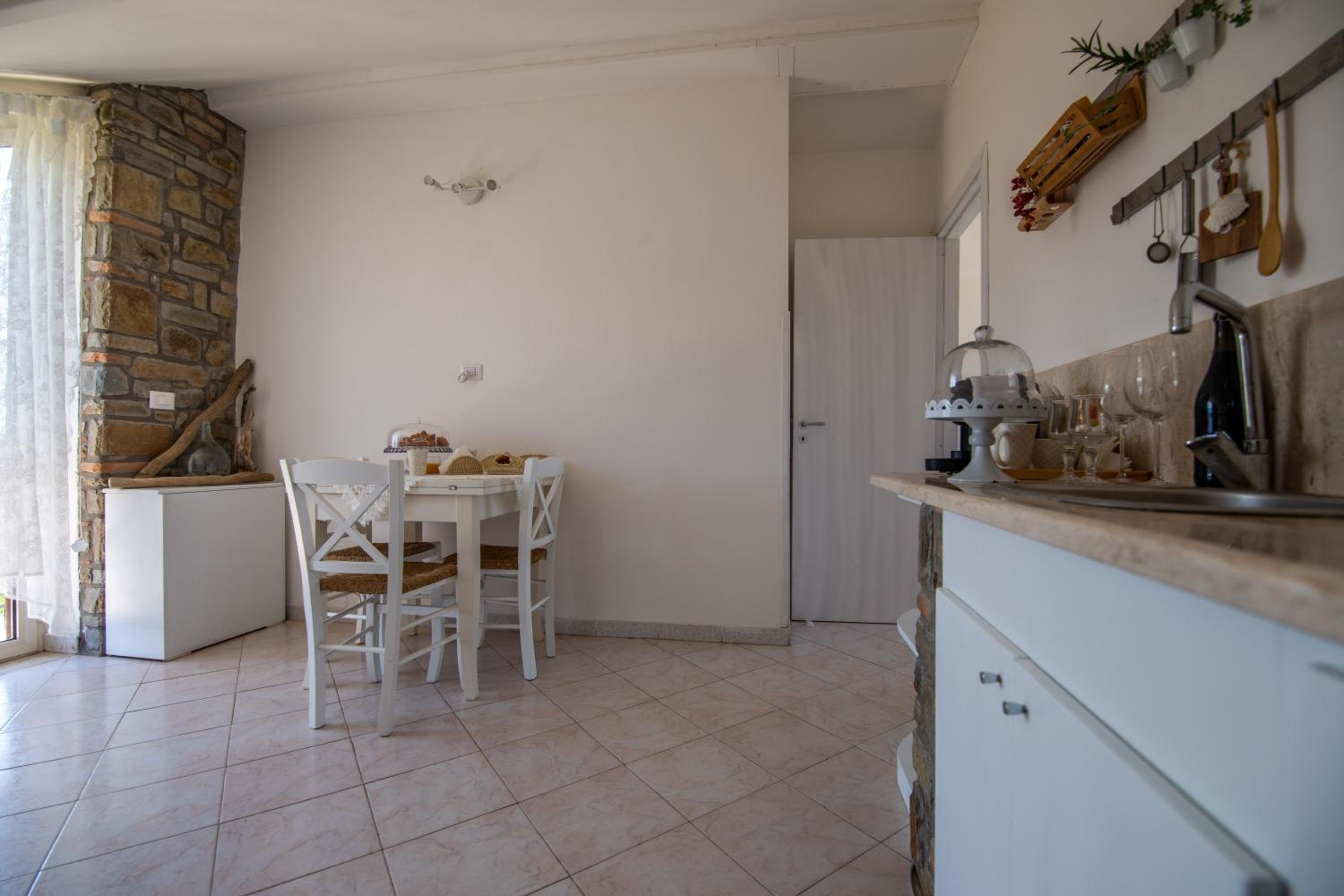 Apartment - Photo 19