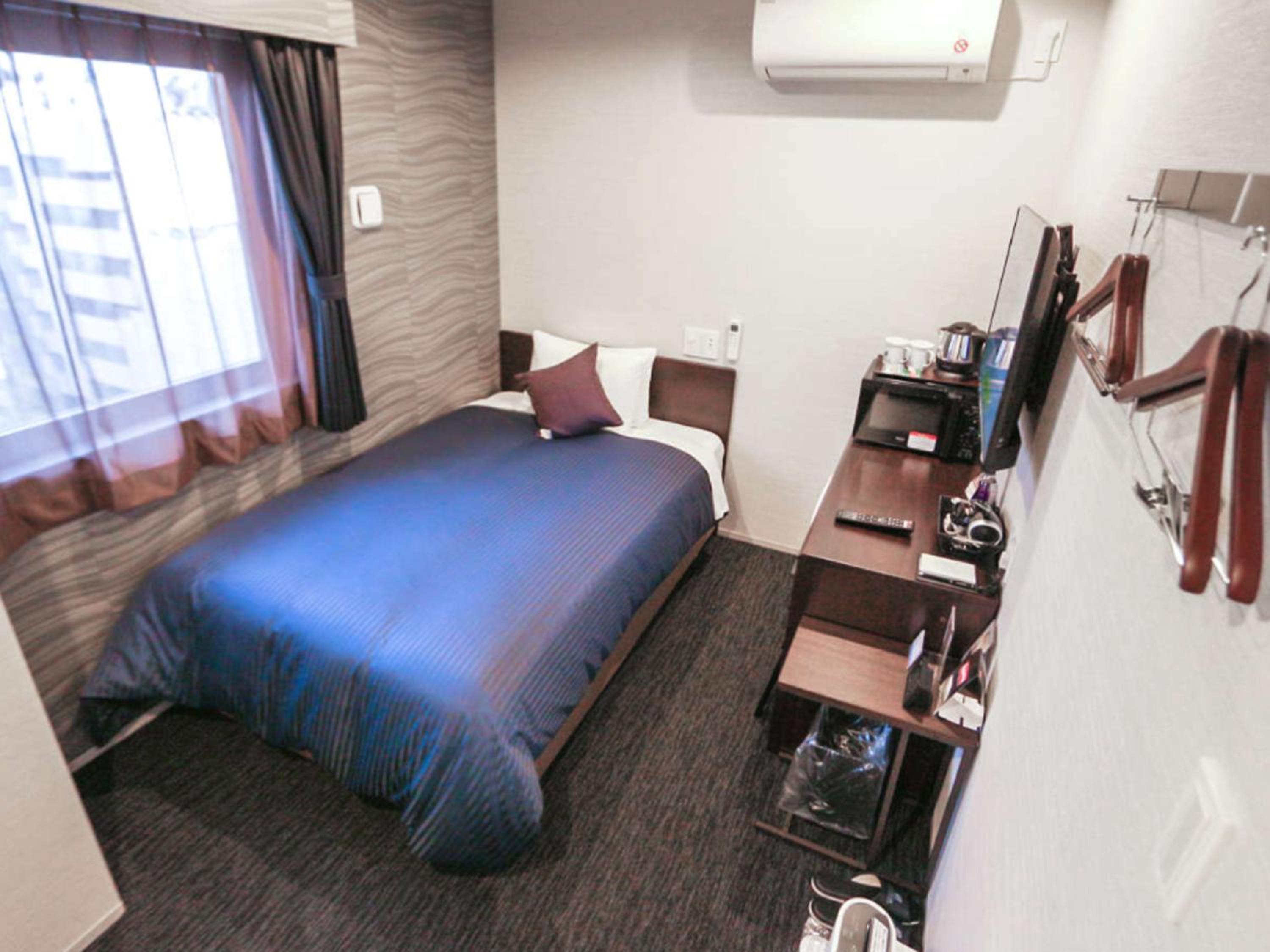 Double Room with Small Double Bed - Non-Smoking - Small Dog Friendly photo 1