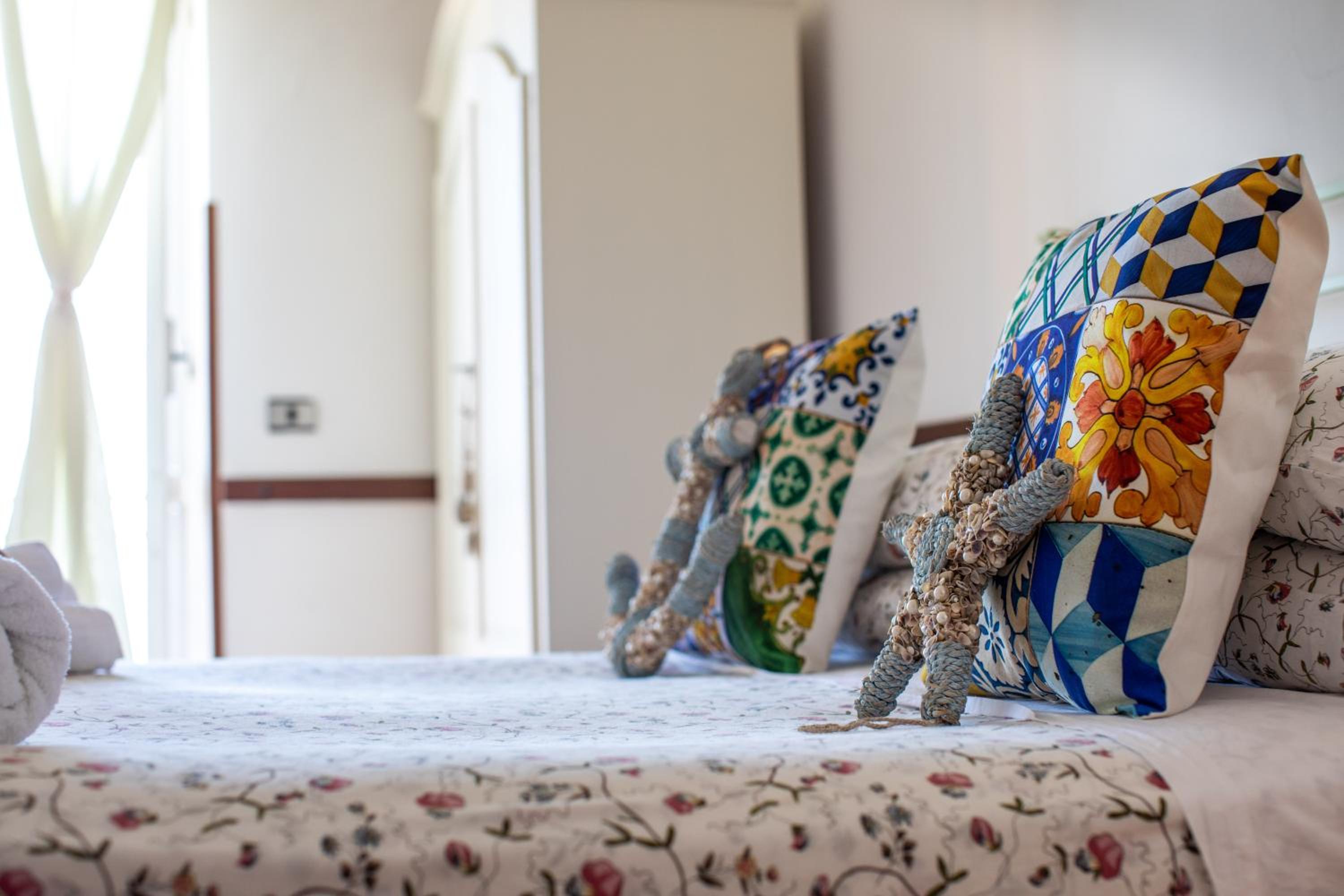Triple Room with Sea View - Photo 12