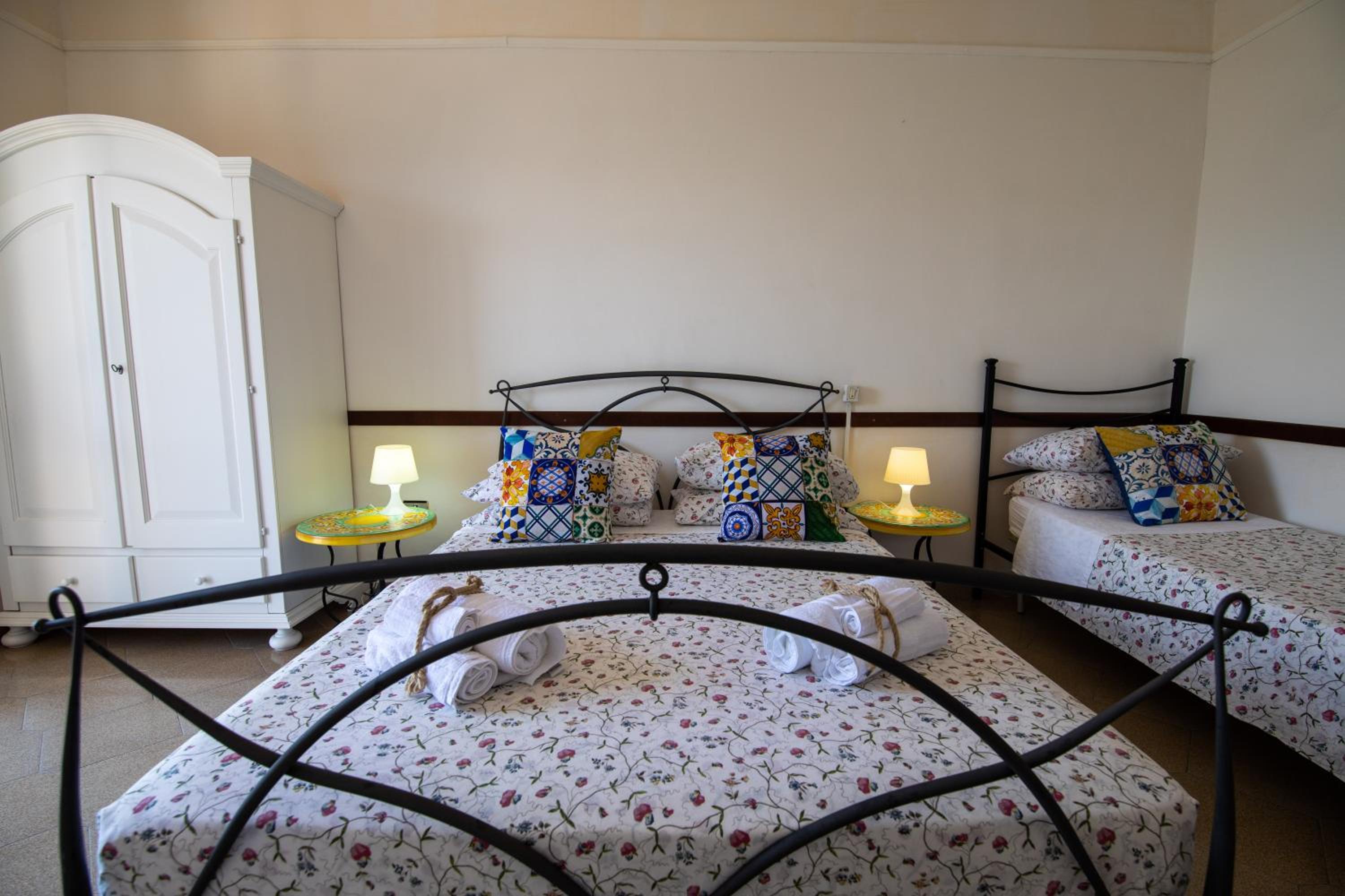 Basic Triple Room - Photo 1