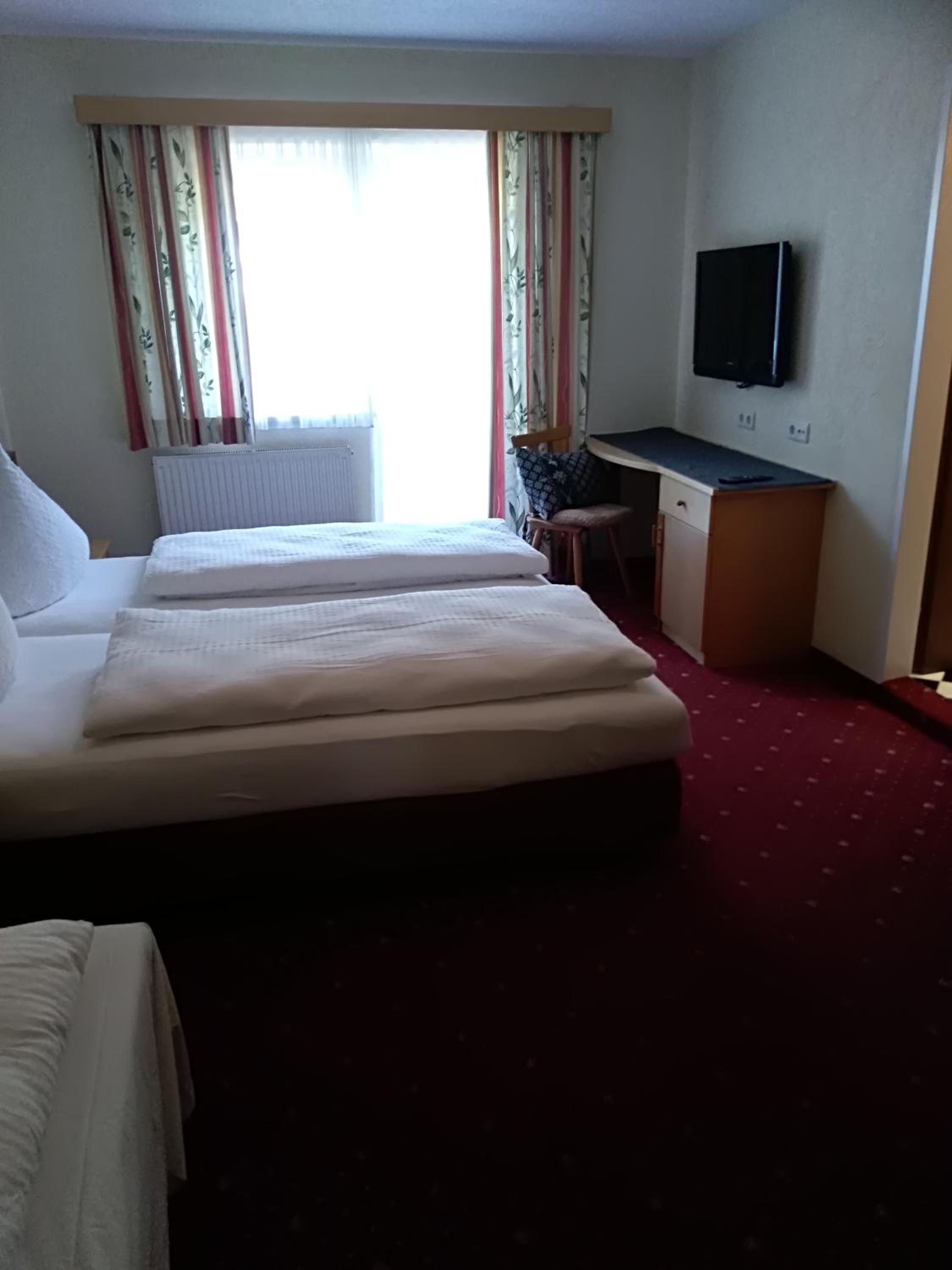 Triple Room with Balcony photo 2