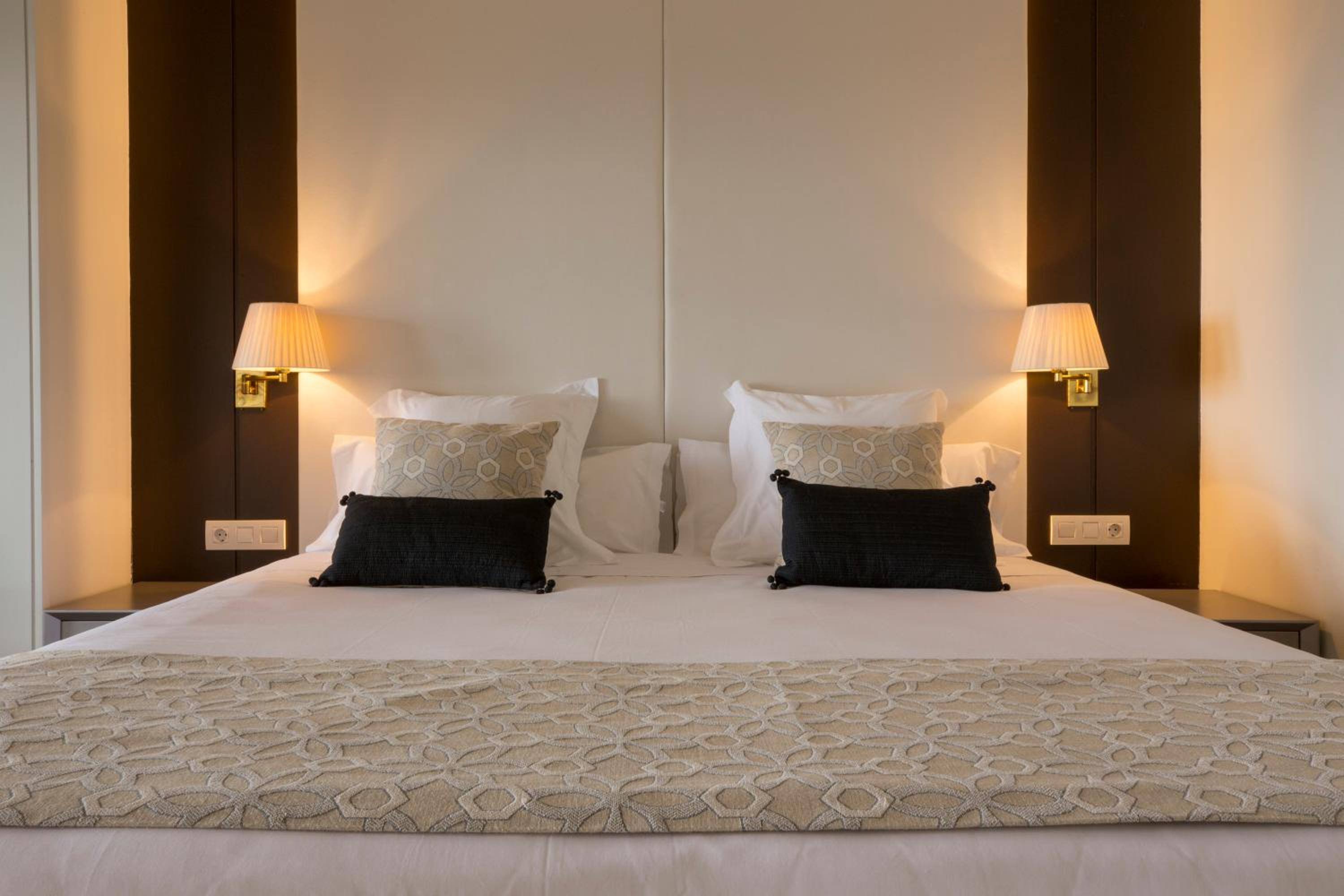 Habitación Familiar con Vista al Jardín