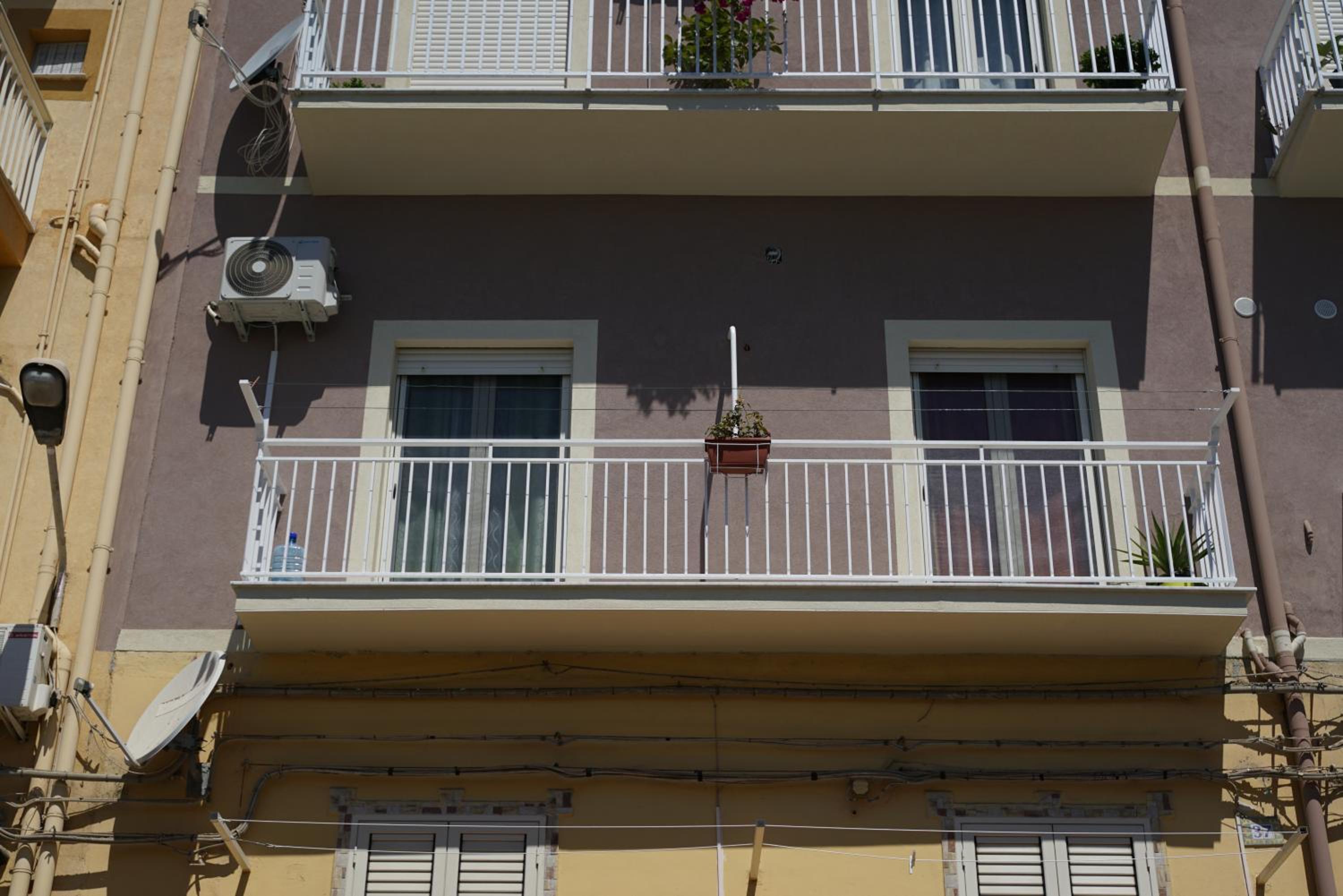 Double Room - Photo 12