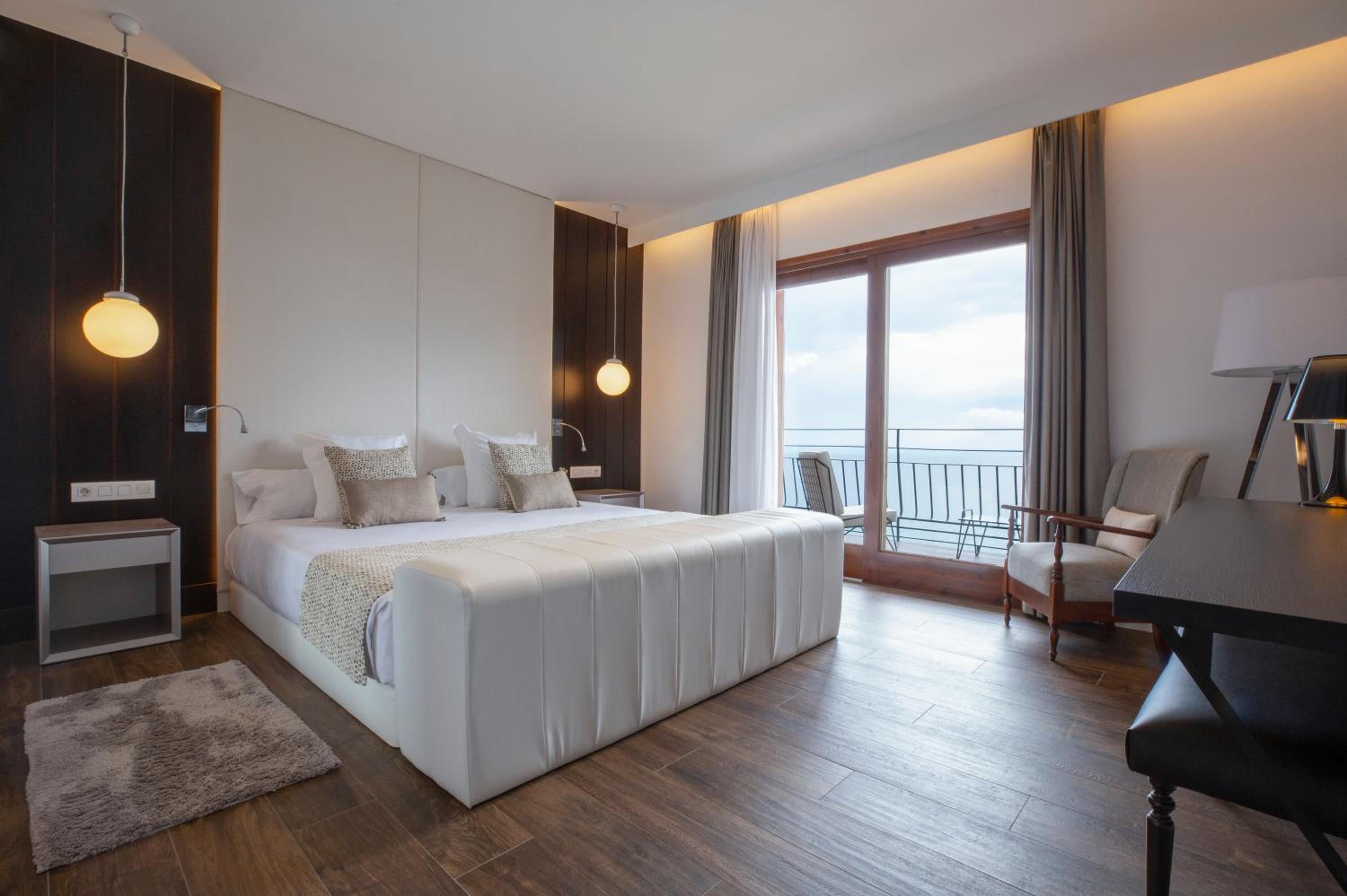 Suite Junior con Terraza Suite Junior con Terraza
