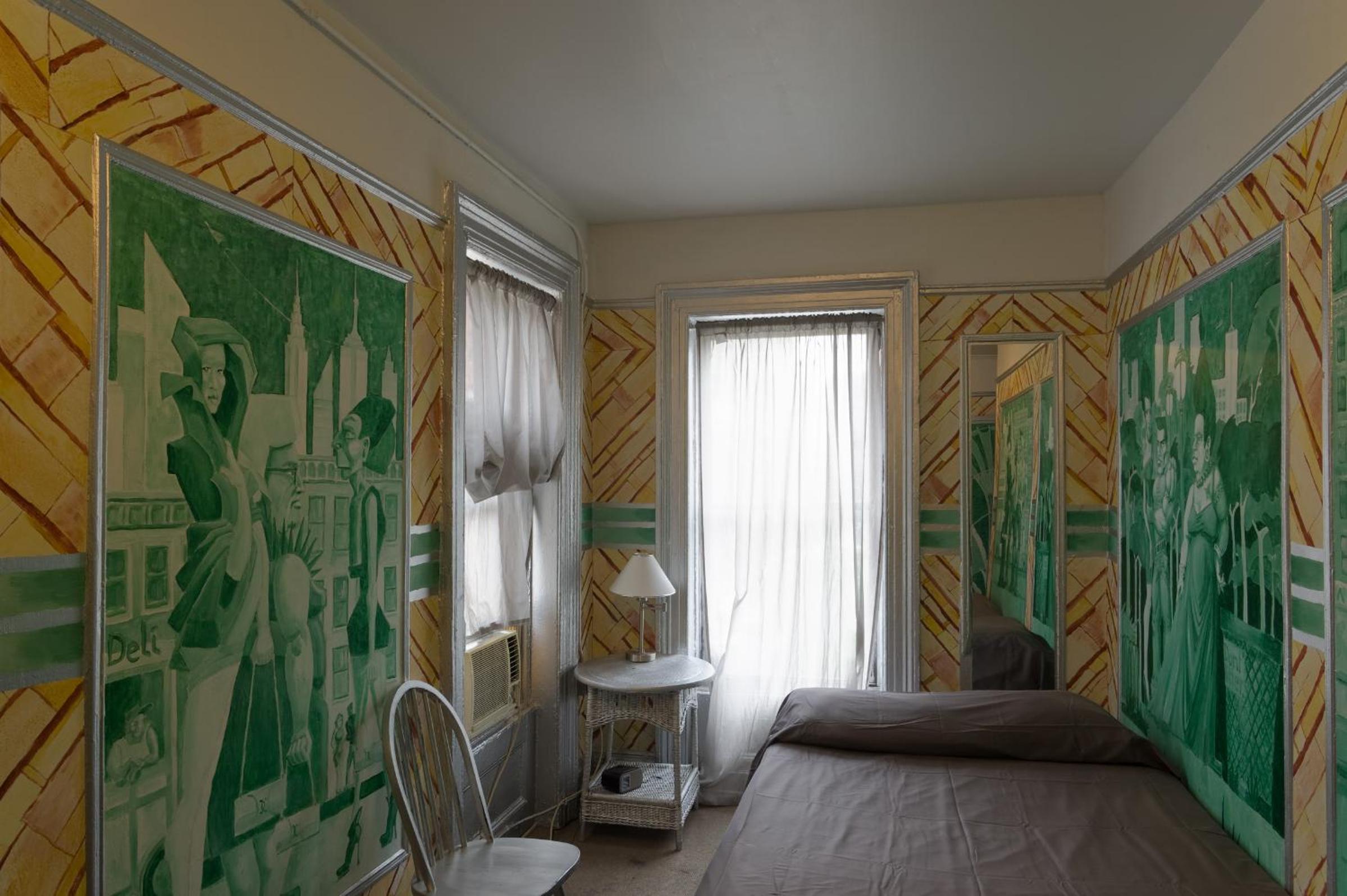 Single Room with Shared Bathroom photo 3