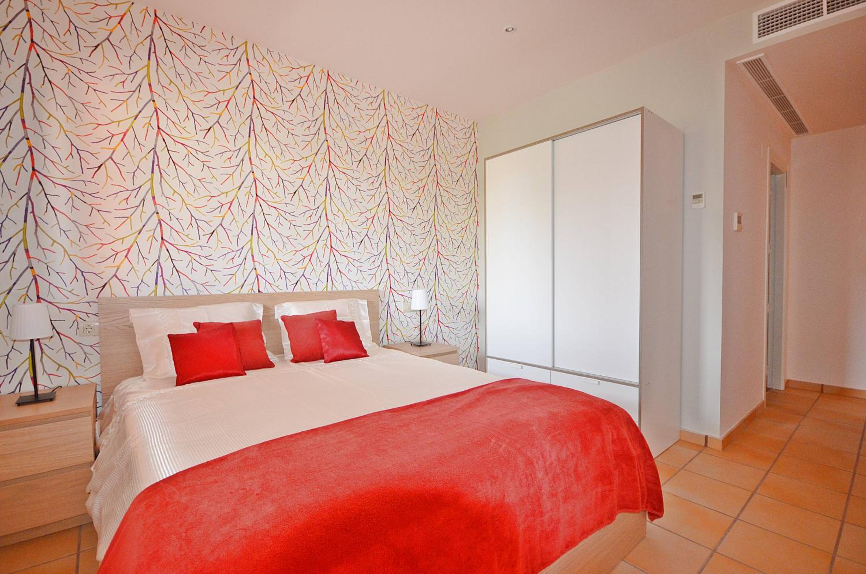One-Bedroom Apartment With Shared Swimming Pool photo 2
