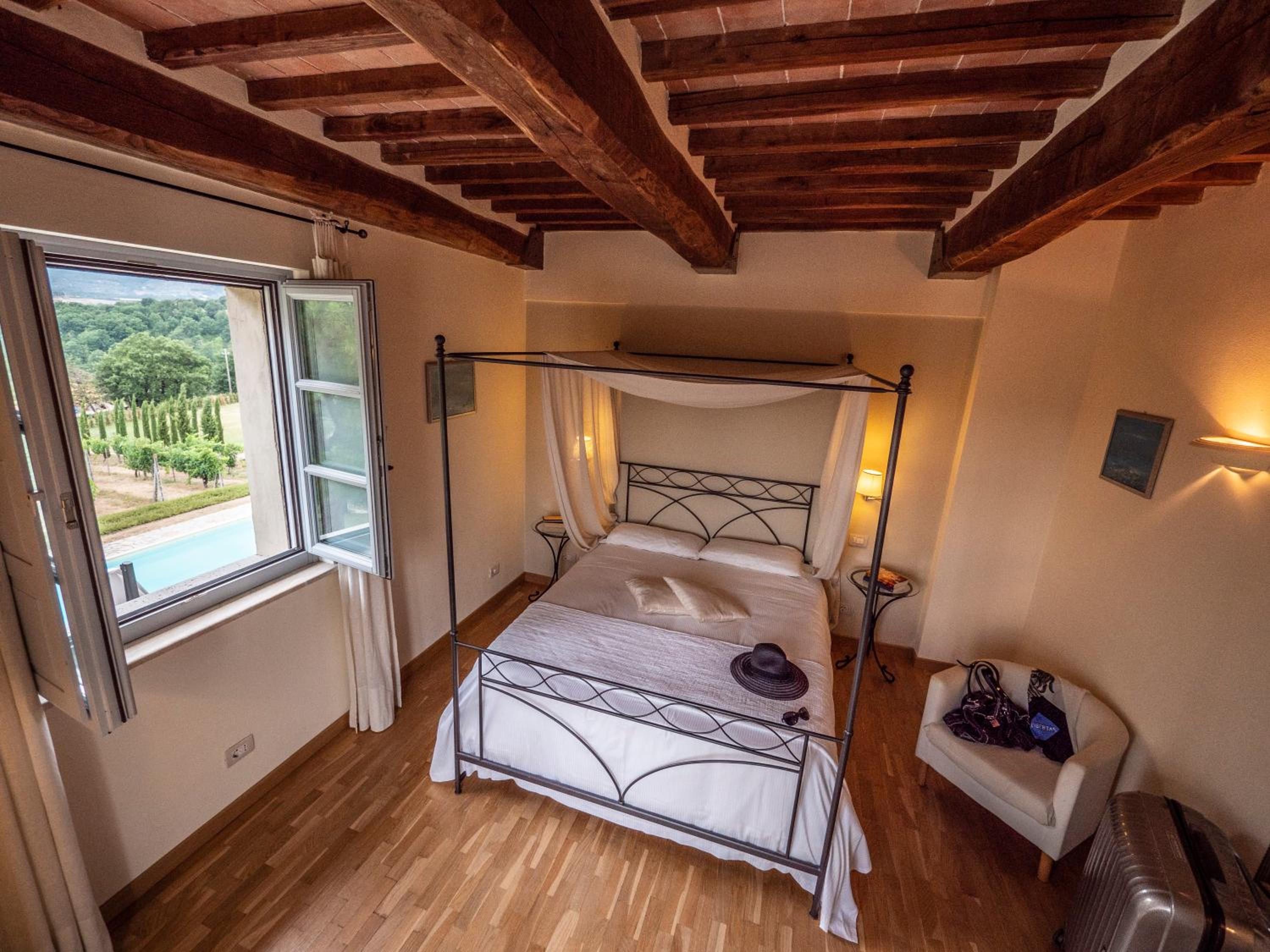 Deluxe Double Room with Balcony photo 1