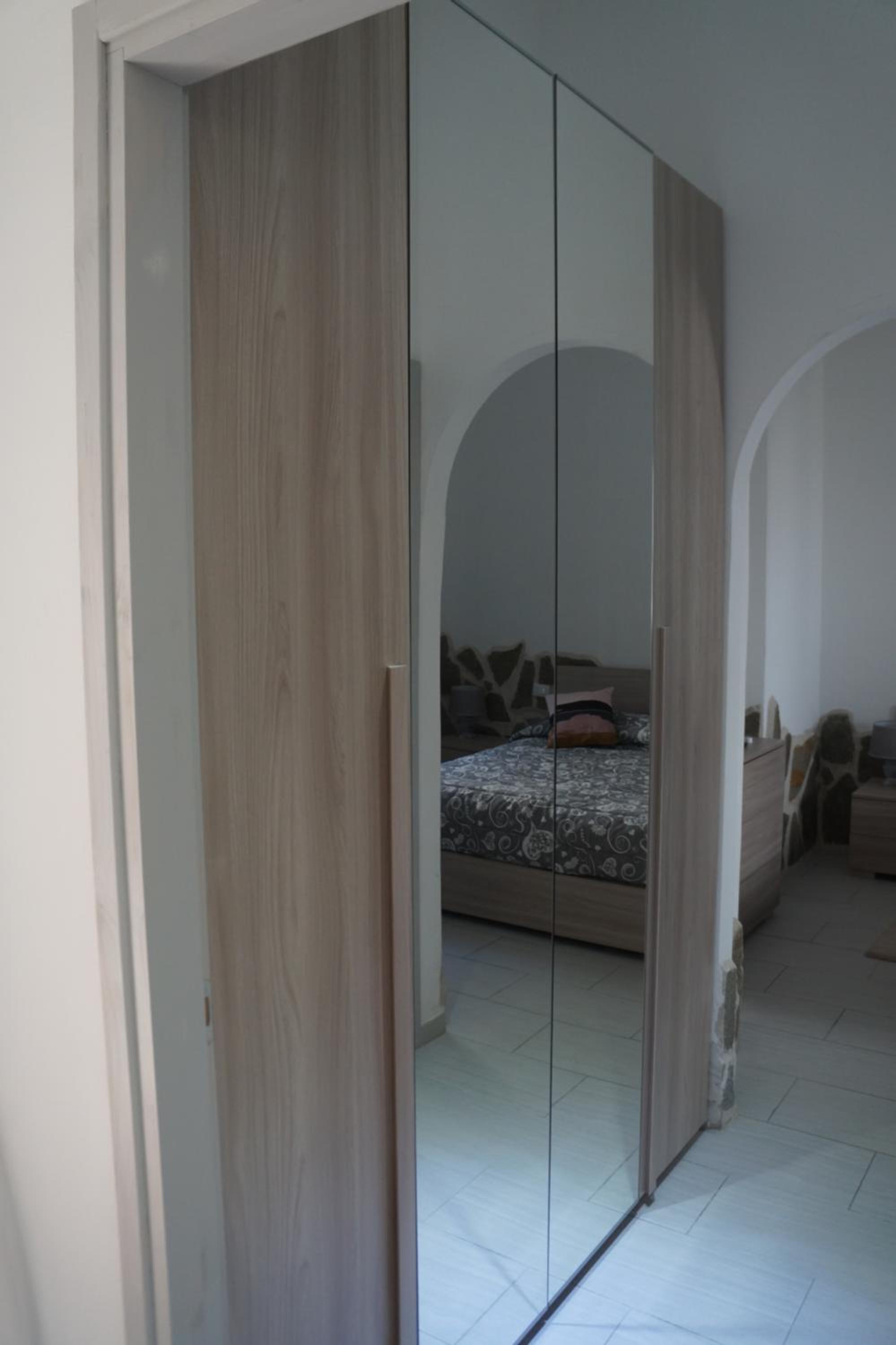 Double Room with Private Bathroom - Photo 13
