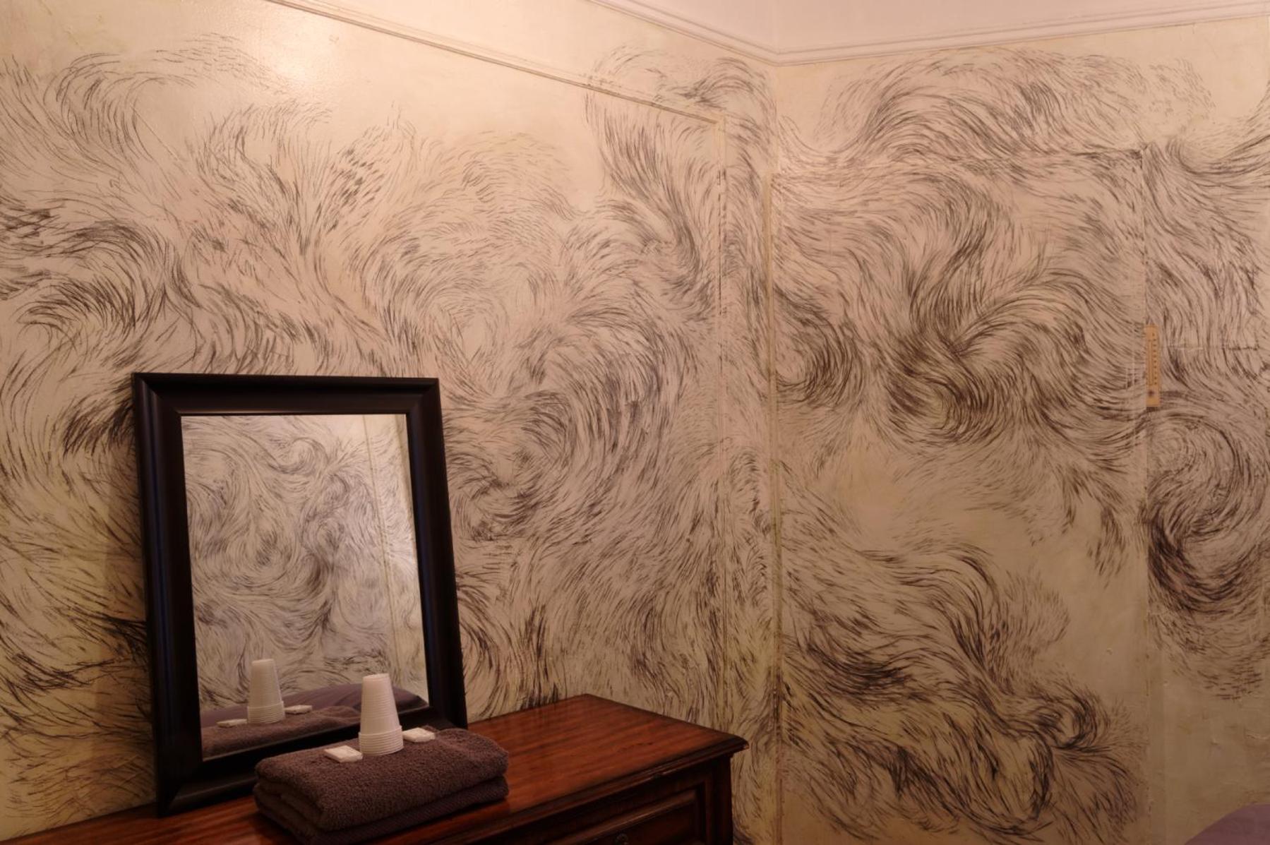 Single Room with Shared Bathroom photo 2