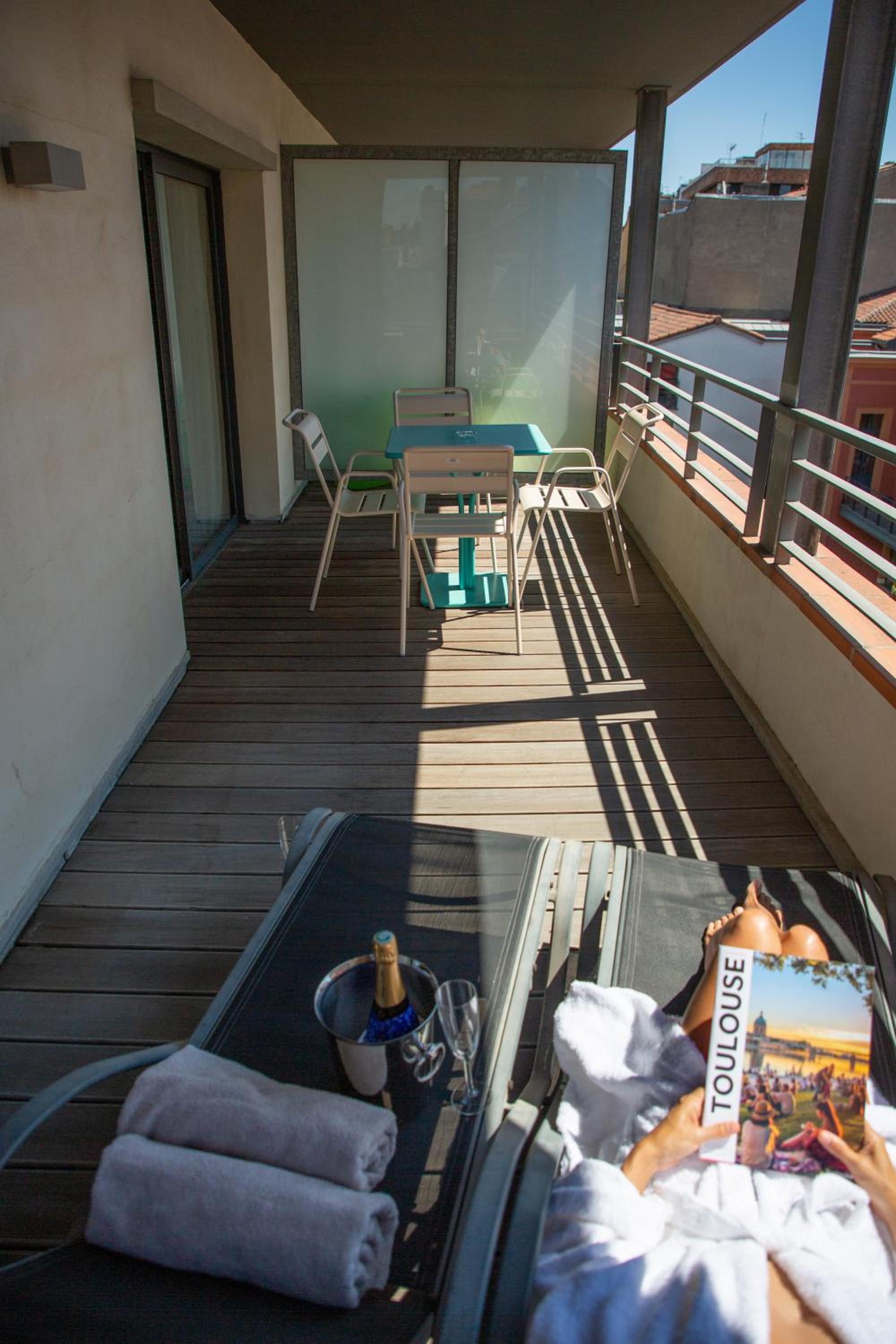 Duplex Apartment One Bedroom  - Photo 2