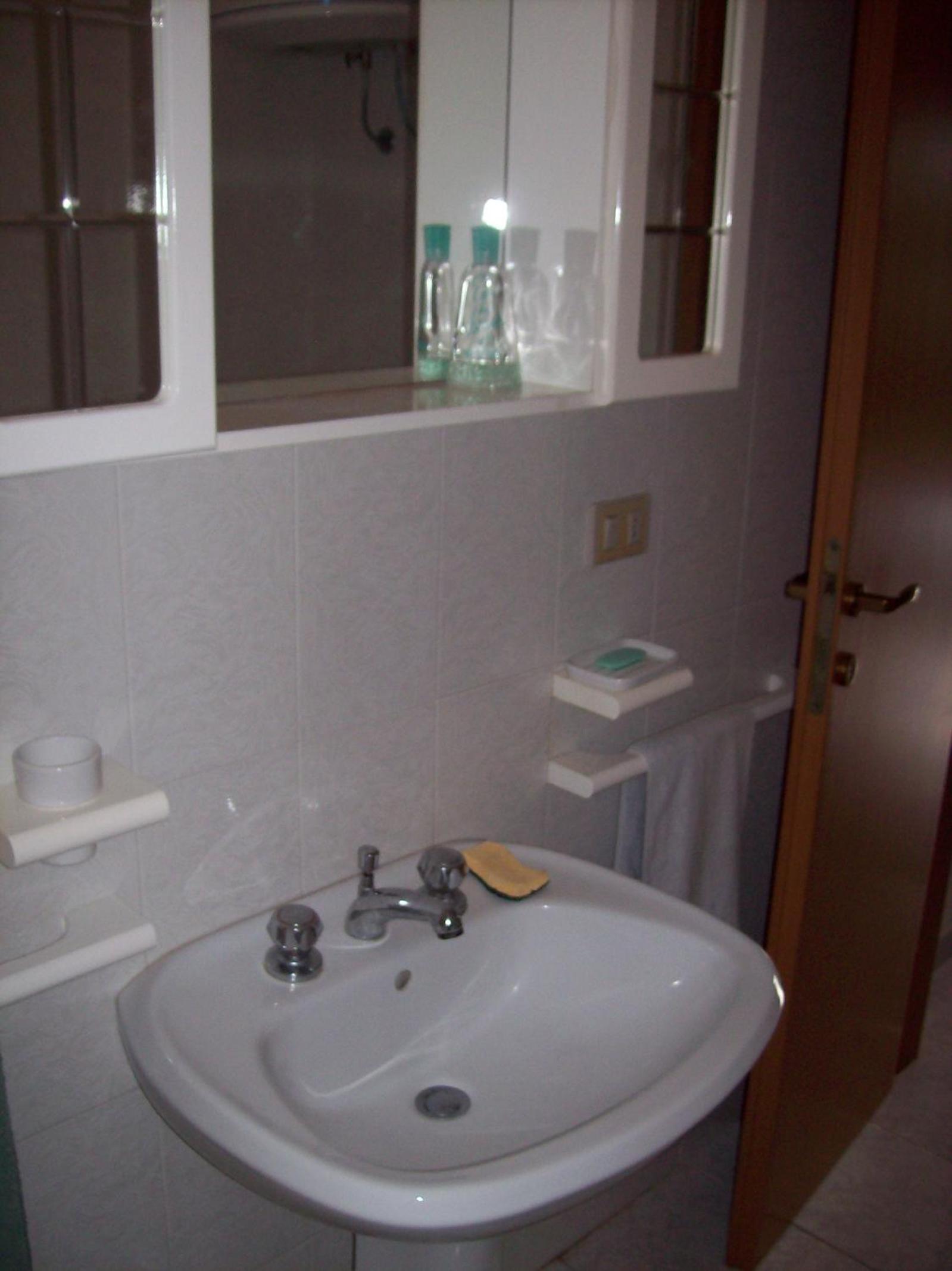 One-Bedroom House photo 2