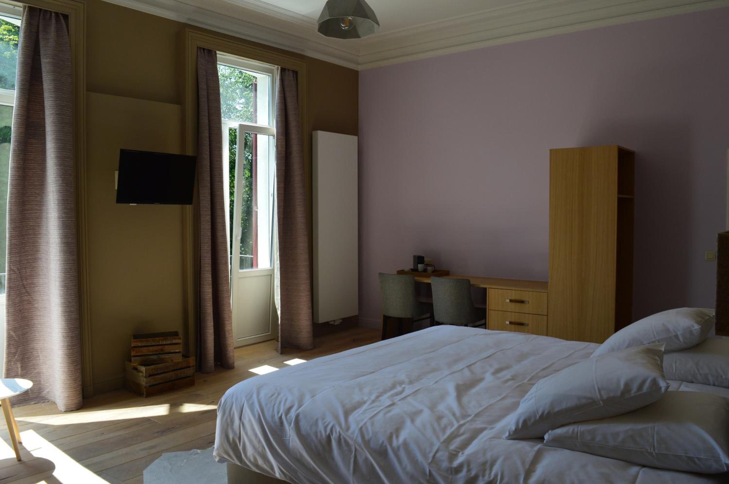 Deluxe Room - Photo 2
