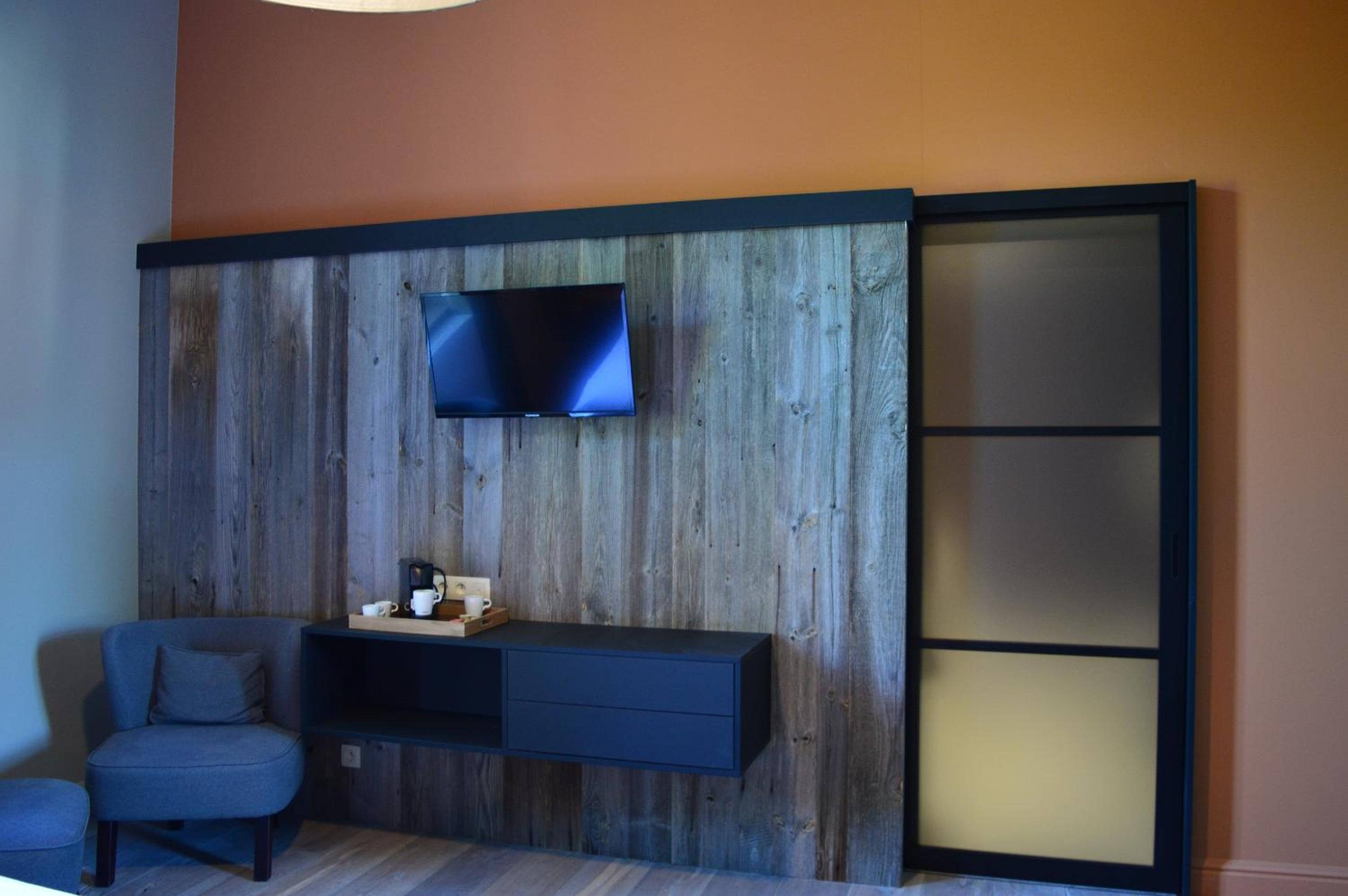 Superior Double Room - Photo 1