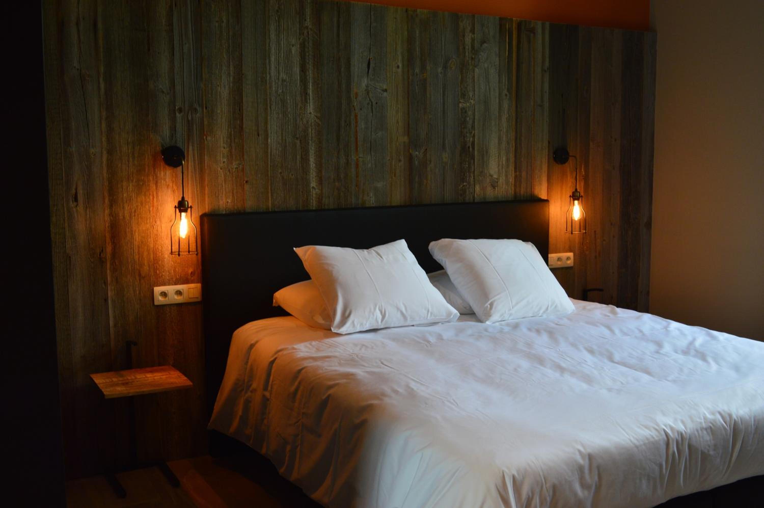 Superior Double Room - Photo 3